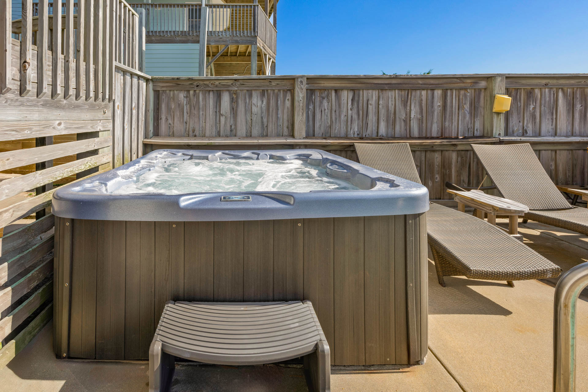 Surf Or Sound Realty 323 A Beach Dream Hot Tub