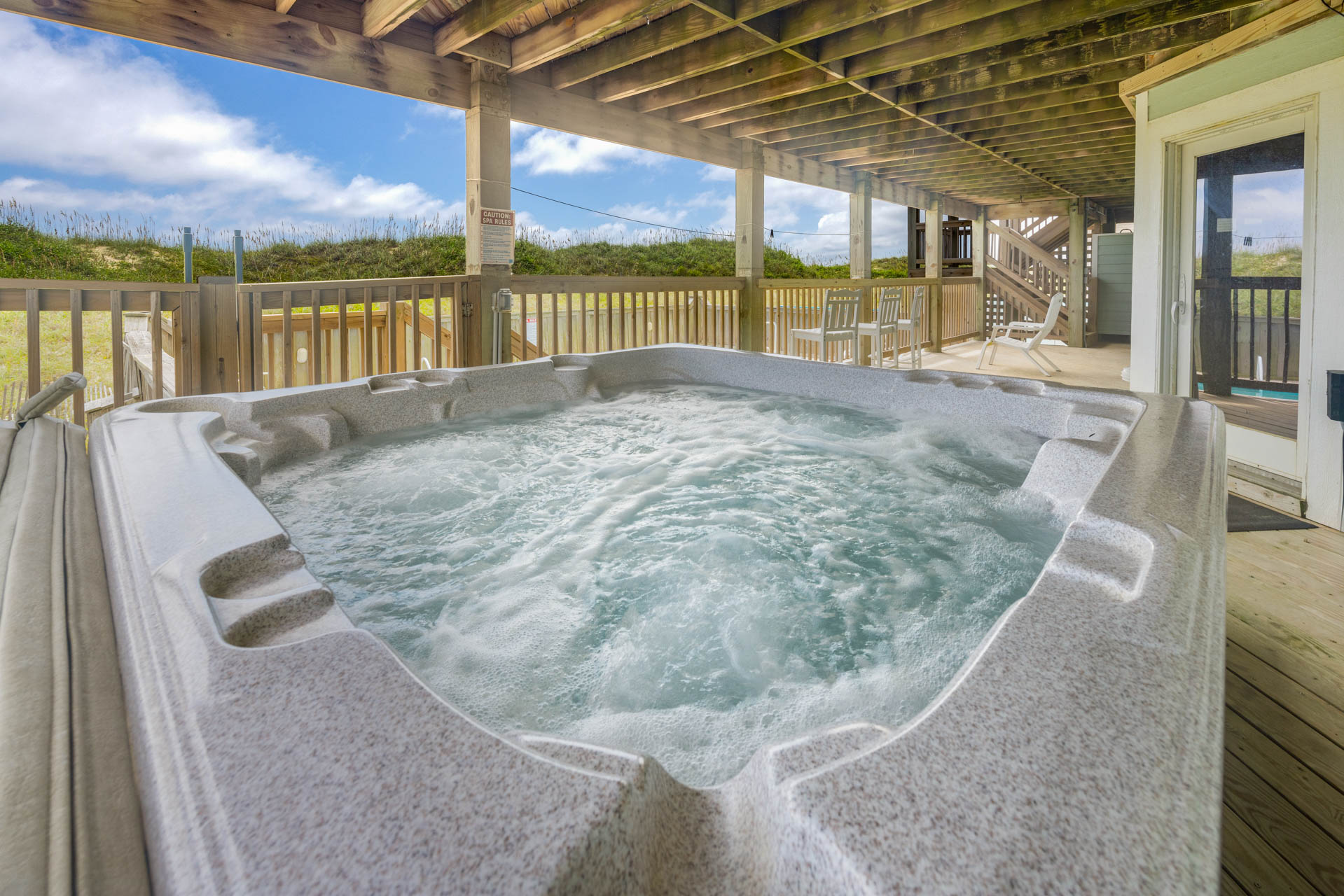 Surf Or Sound Realty 1150 God's Promise Hot Tub 2
