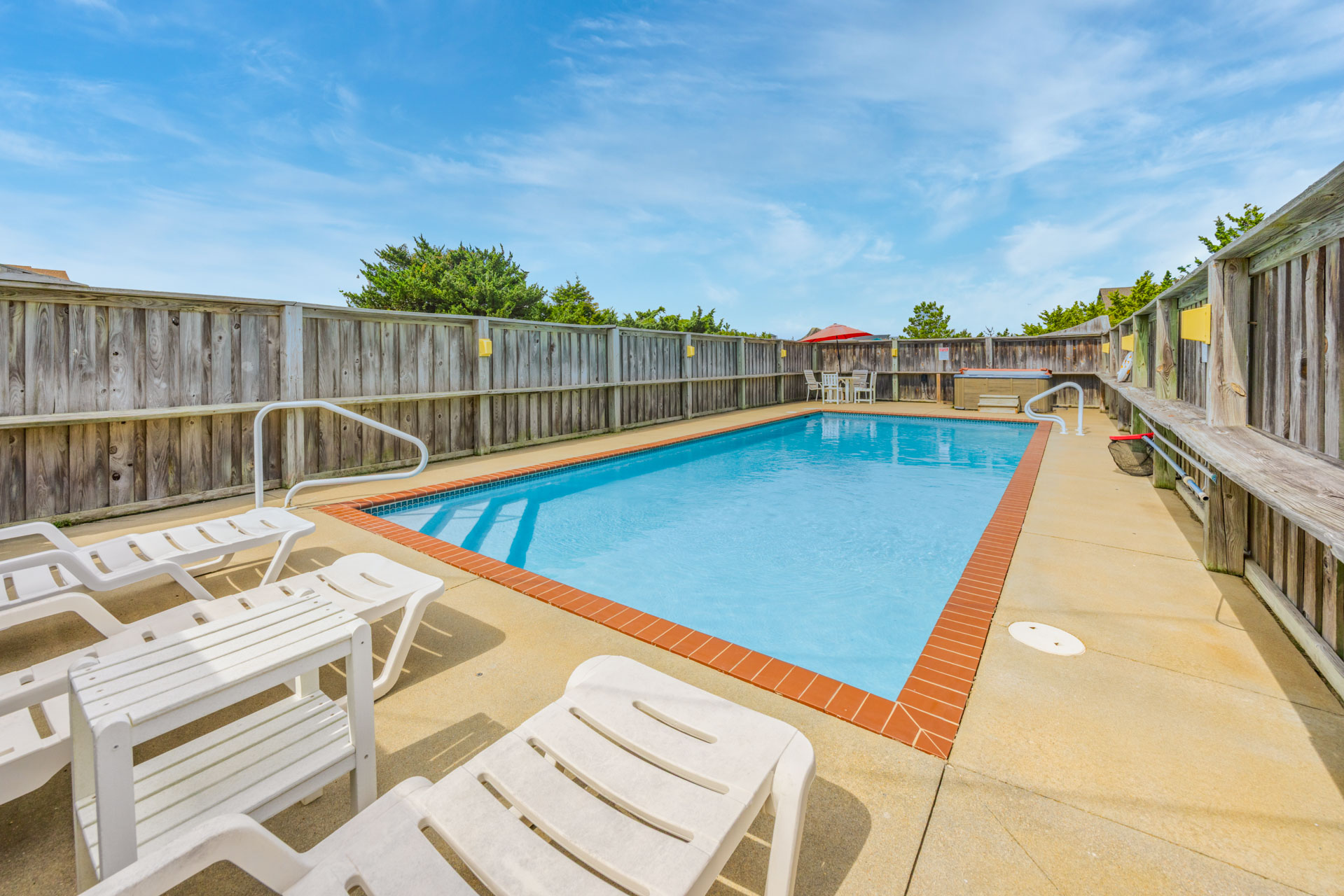 Surf Or Sound Realty 463 Casa Mare Pool Area 2