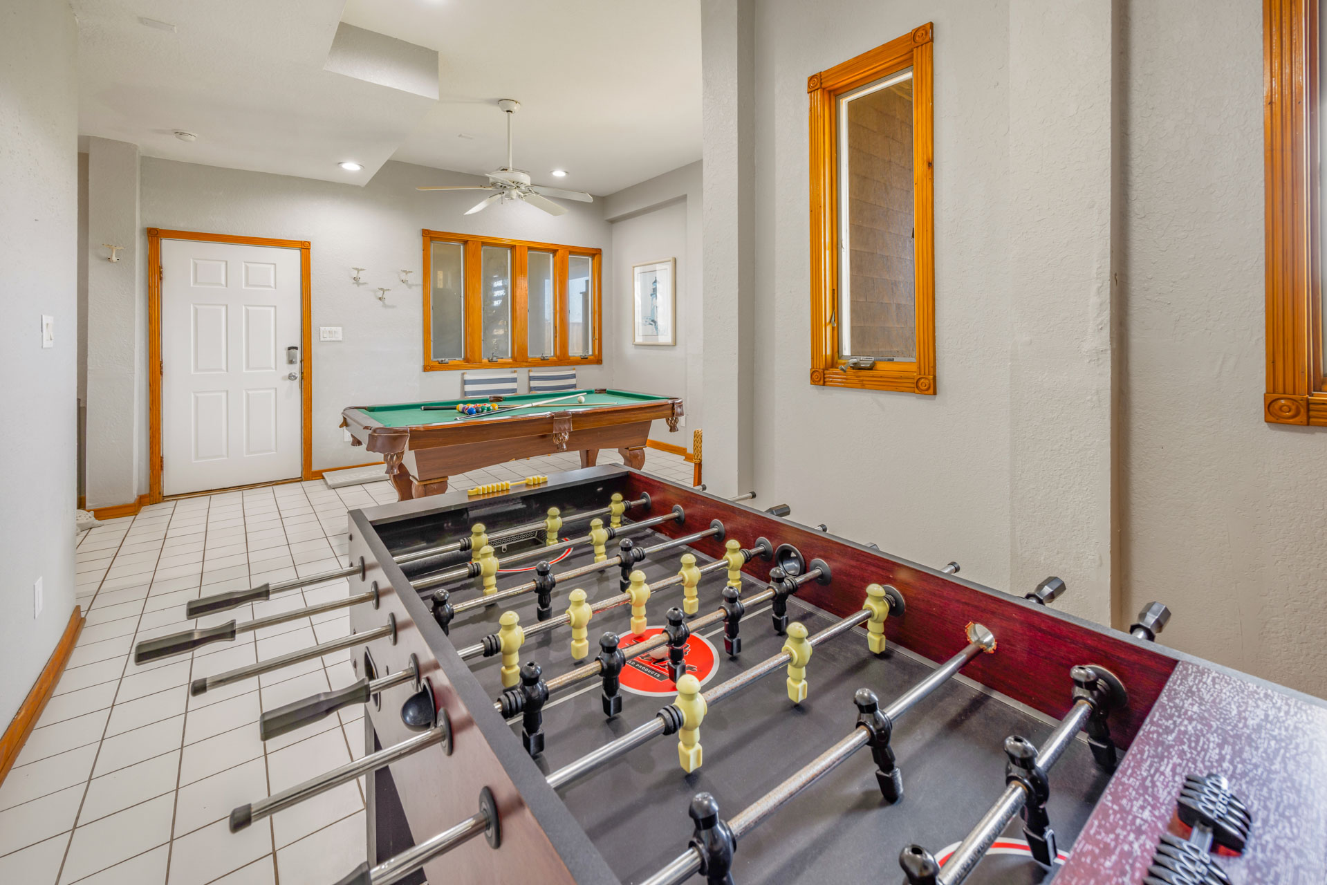 Surf Or Sound Realty 952 Hatteras Jack Game Room 4