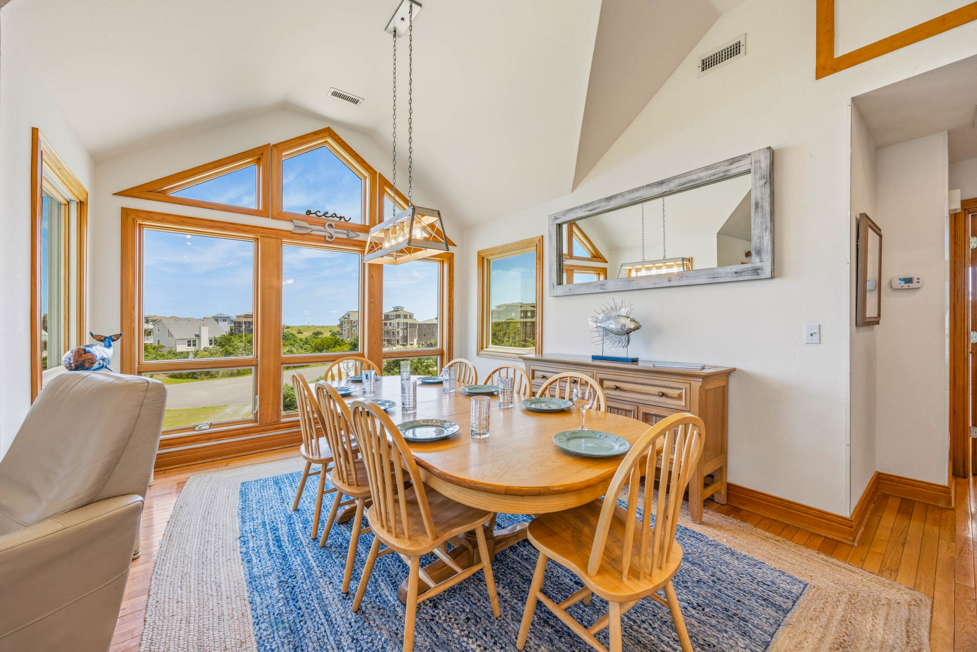 Surf Or Sound Realty 1256 X Marks The Spot Dining Area 1