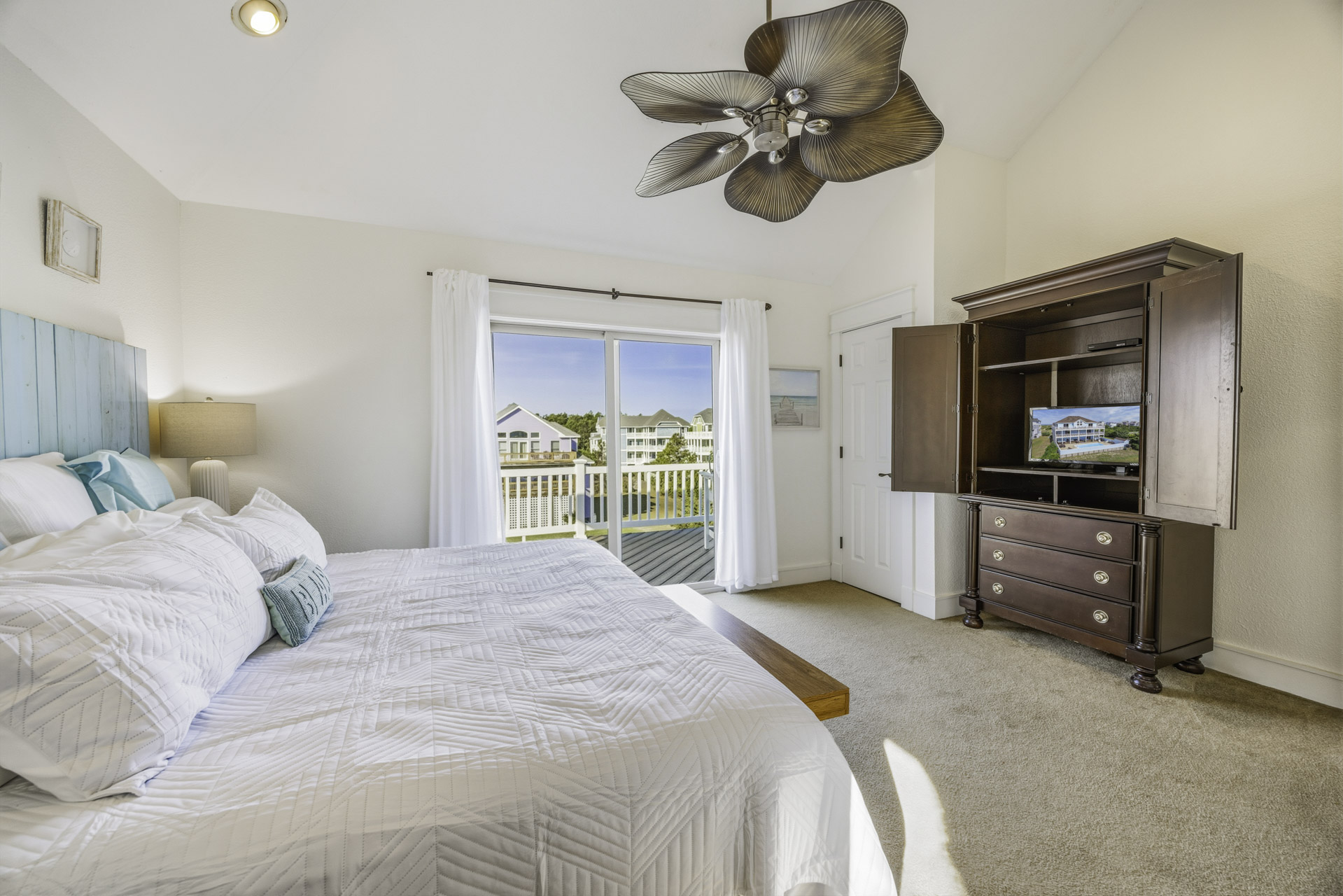 Surf Or Sound Realty 1156 Lemonade Bedroom 1 2