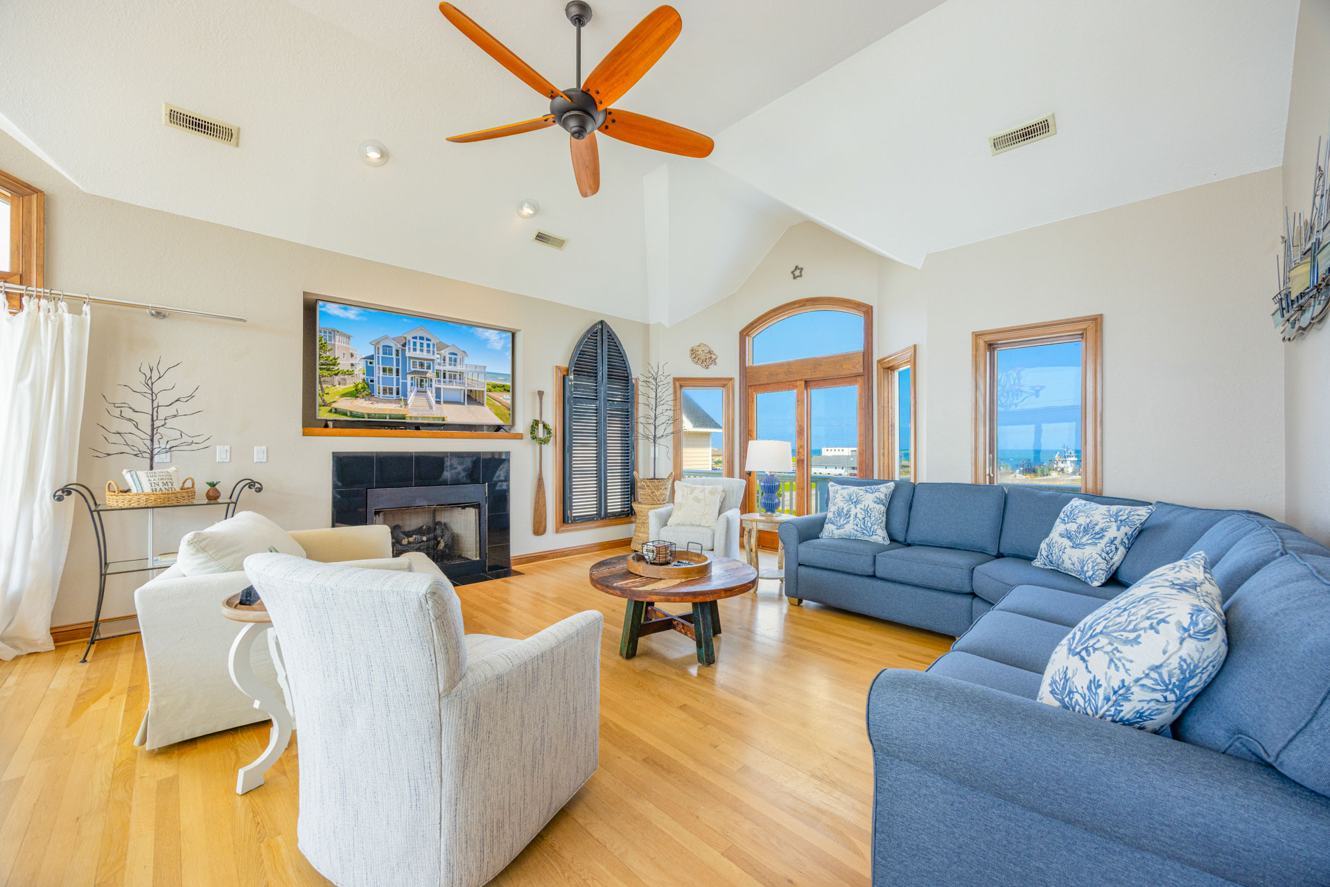 Surf Or Sound Realty 1248 Worth The Wait Great Room 1