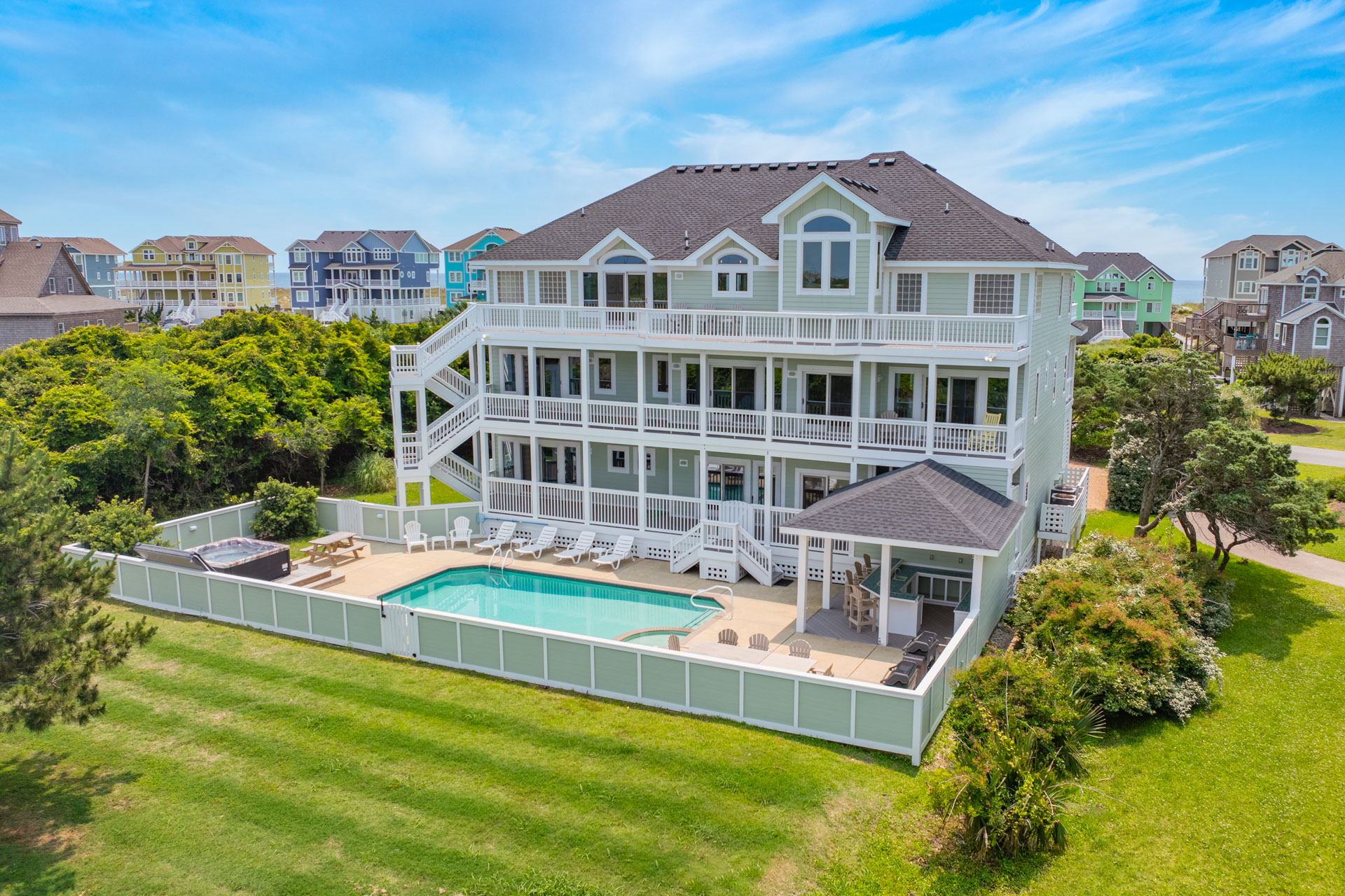 Surf Or Sound Realty 1067 Carolina Bliss Exterior 9