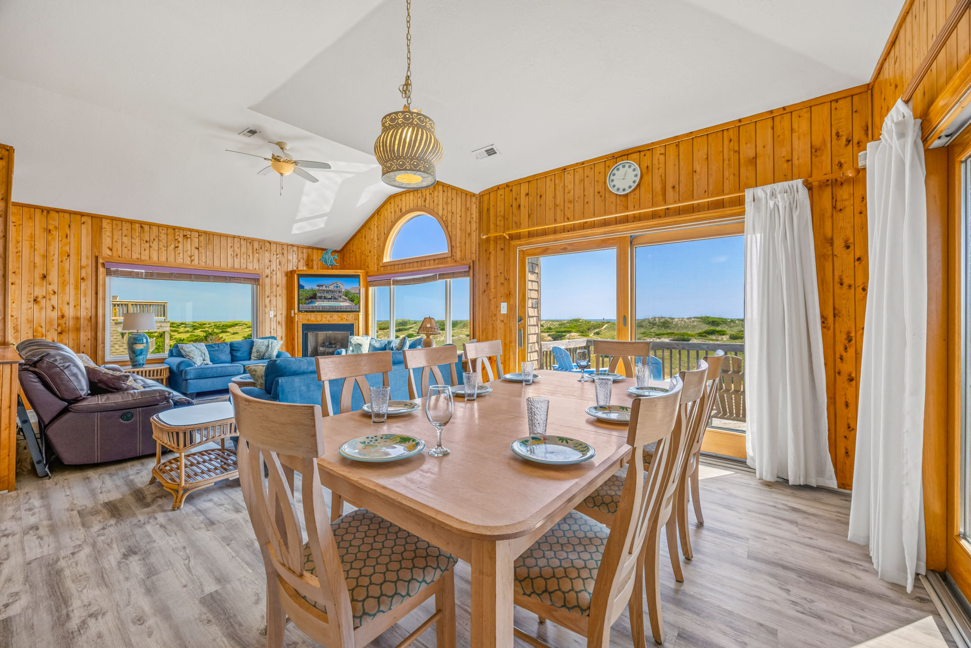 Surf Or Sound Realty 156 A Beach Song Dining Area 2
