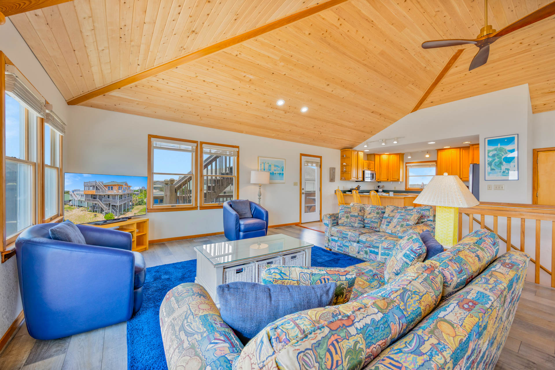 Surf Or Sound Realty 168 Sea N Blue Great Room 4