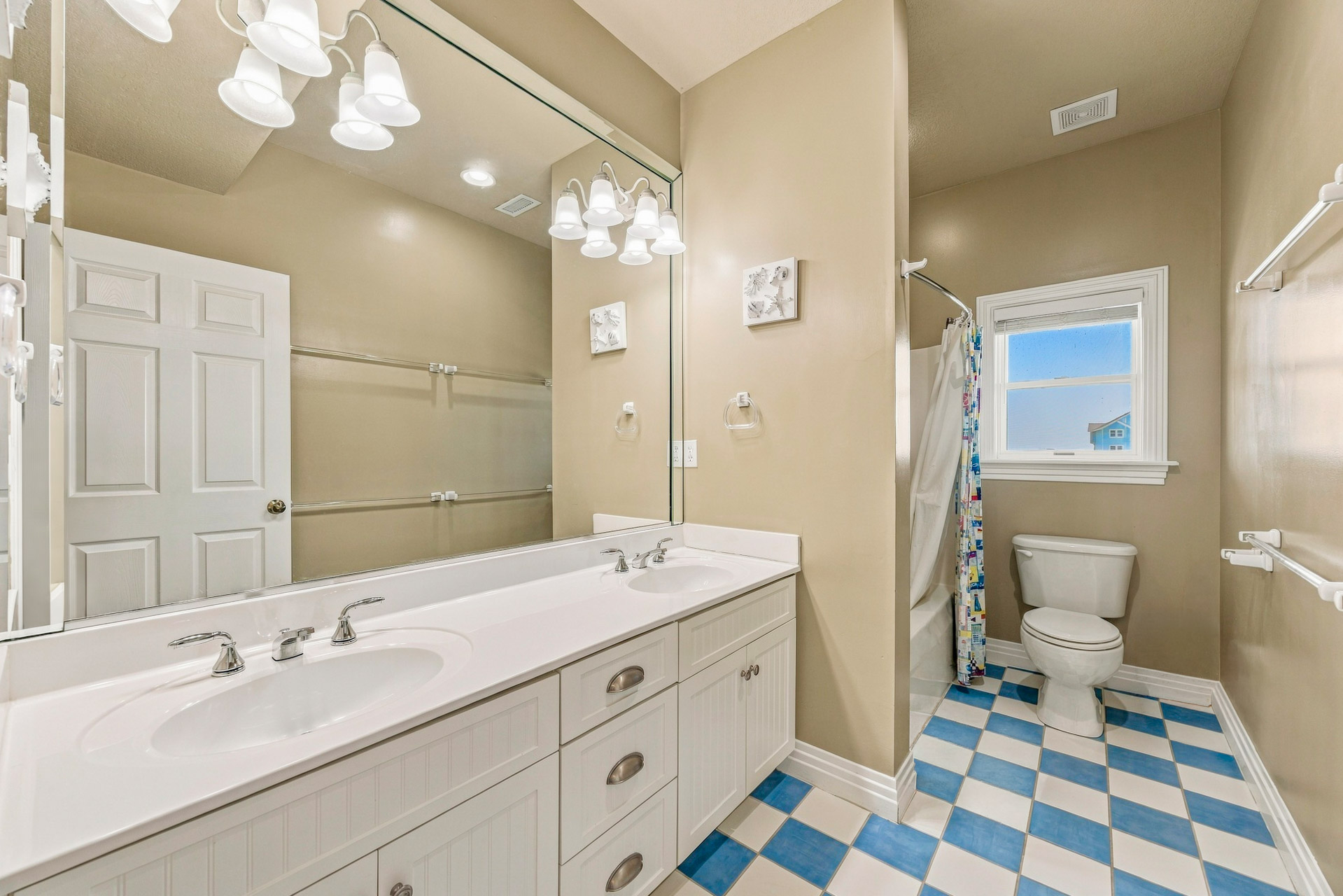 Surf Or Sound Realty 569 Cape Winds Bedroom 4 2