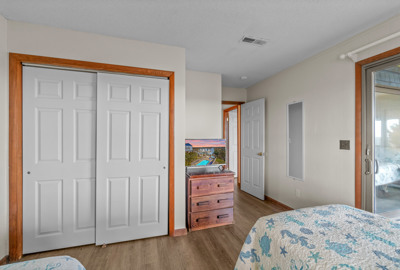 Surf Or Sound Realty 526 Bryson Herrick Bedroom 4 3