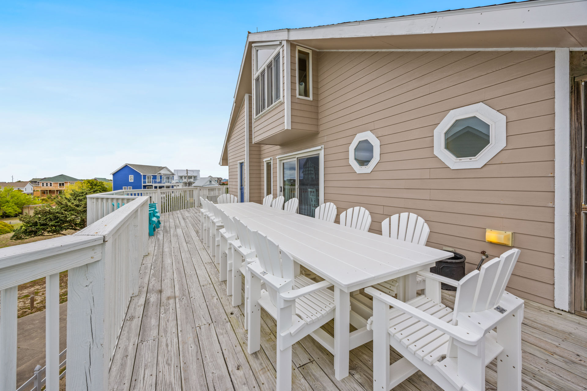 Surf Or Sound Realty 638 The Hatteras House Deck 6
