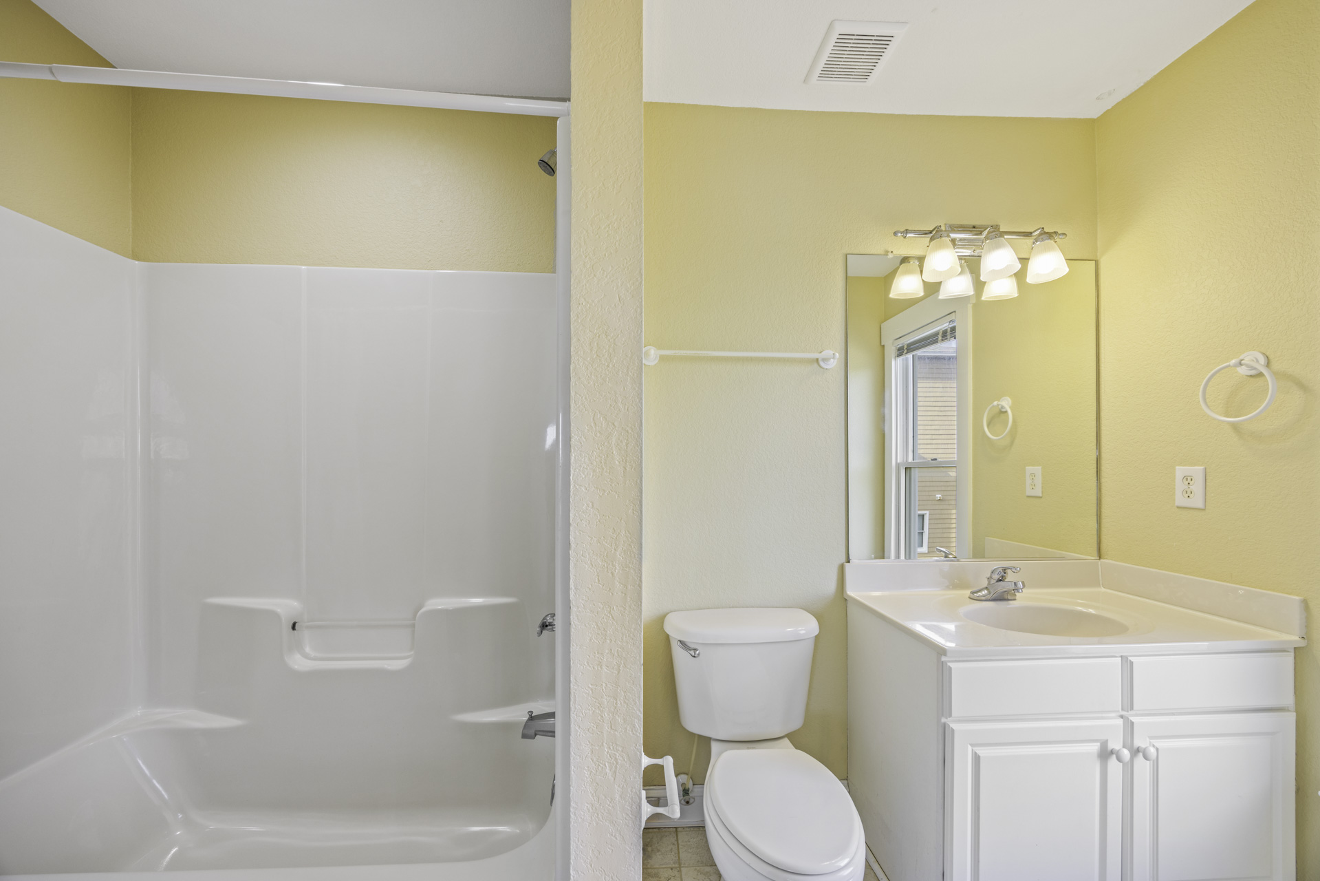 Surf Or Sound Realty 264 Splish Splash Bedroom 3 3