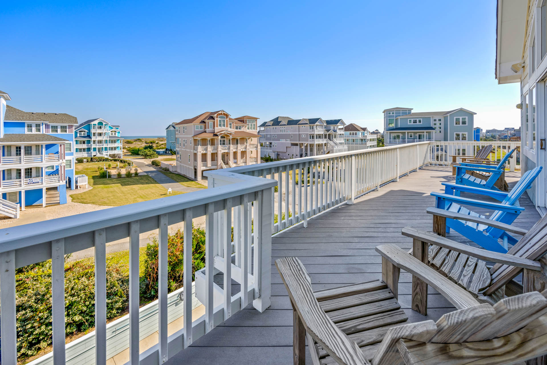 Surf Or Sound Realty 612 Yellowfin Deck 2
