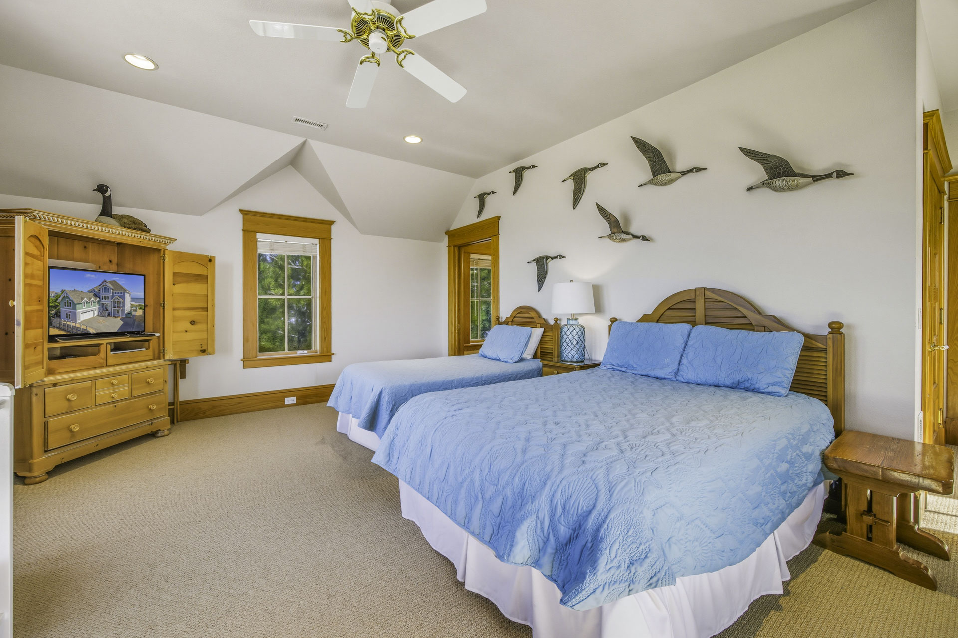 Surf Or Sound Realty 603 Seven Cousins Cottage Bedroom 2 3