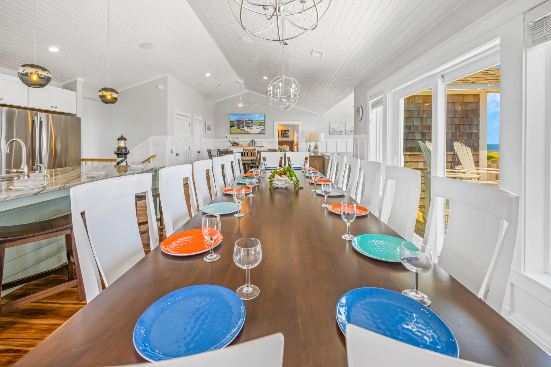 Surf Or Sound Realty 990 Dawn Treader Dining Area 4