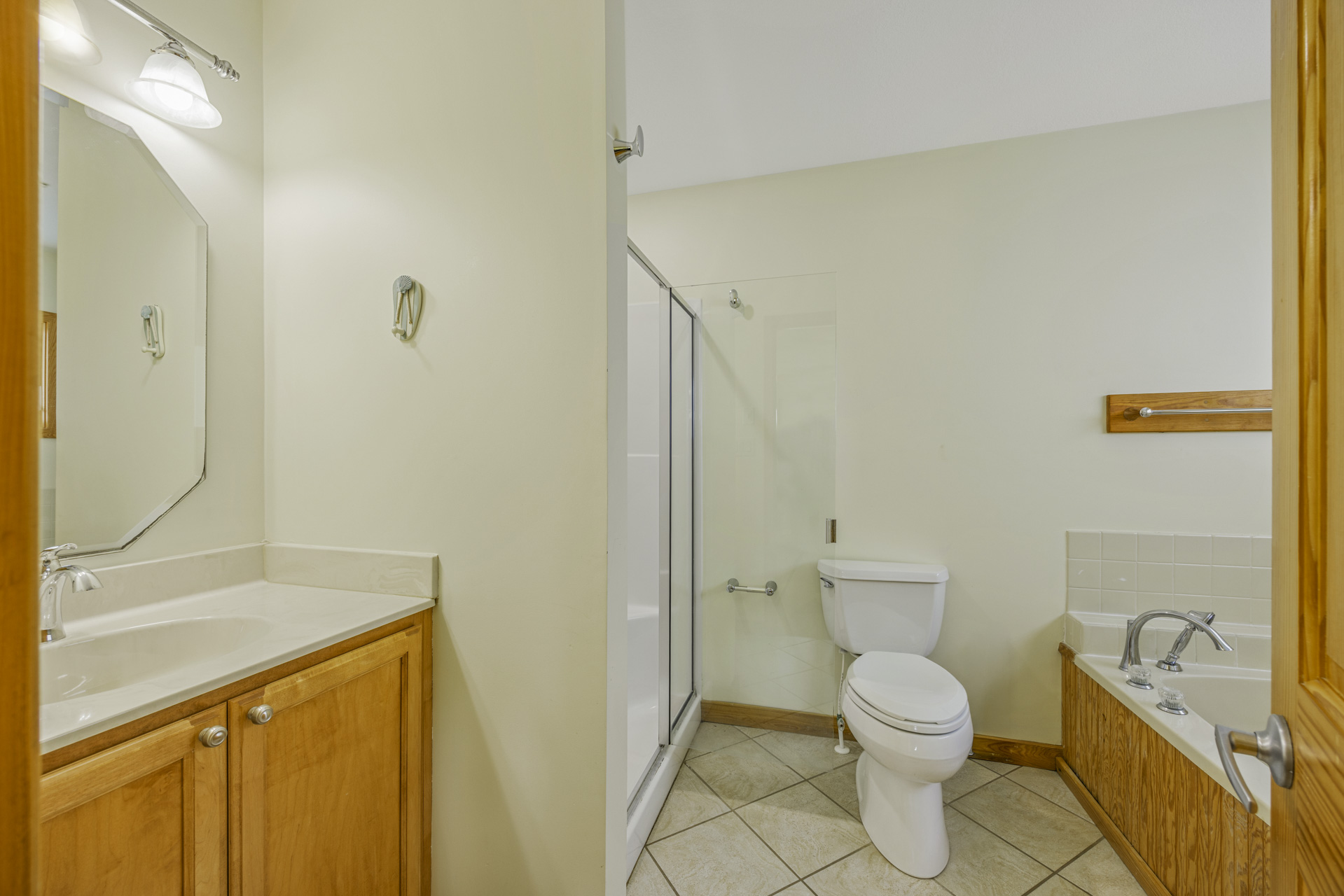 Surf Or Sound Realty 725 Sea Winds Bedroom 3 3