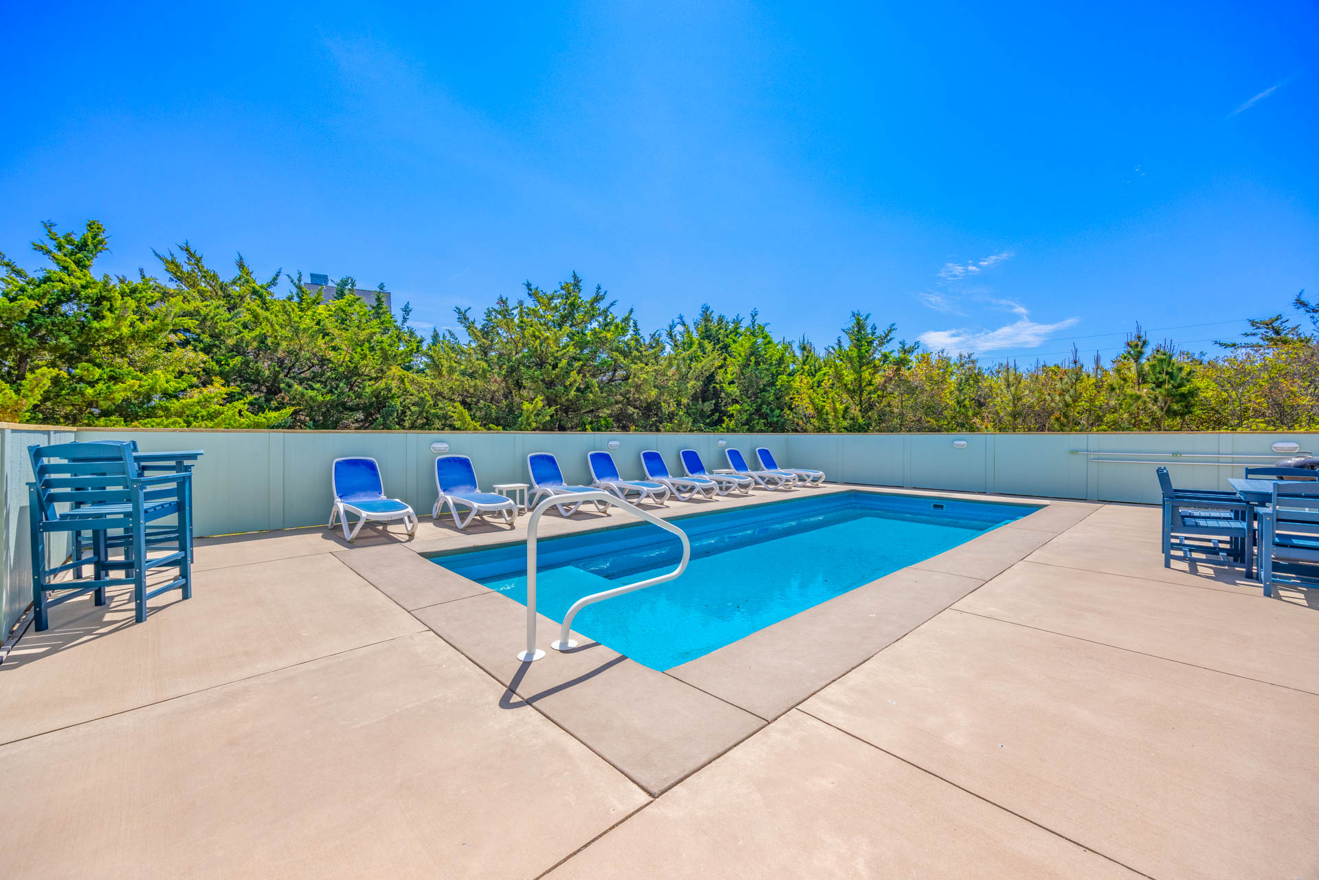 Surf Or Sound Realty 1110 Ipanema Waves Pool Area 4
