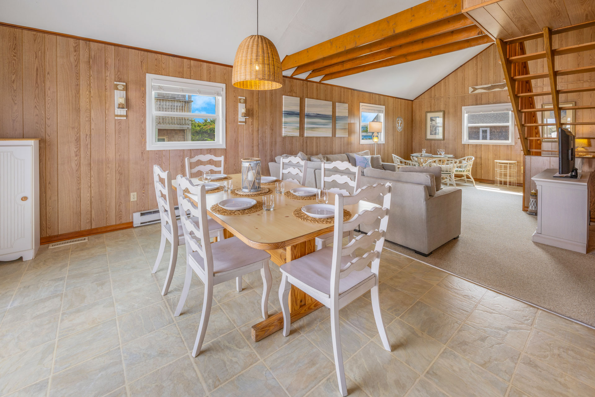 Surf Or Sound Realty 565 Whit's End Dining Area 4