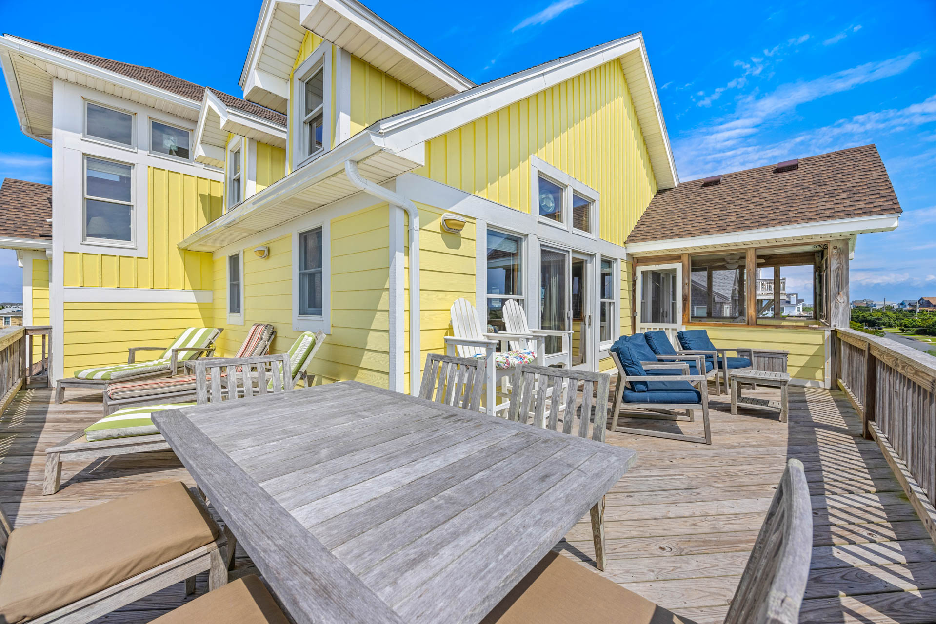 Surf Or Sound Realty 460 Freebird Deck 2