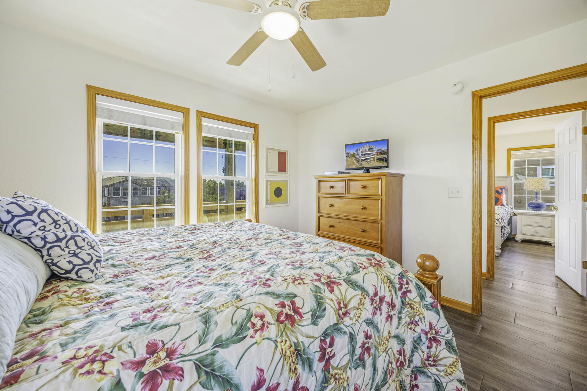 Surf Or Sound Realty 476 Changes In Attitude Bedroom 2 2