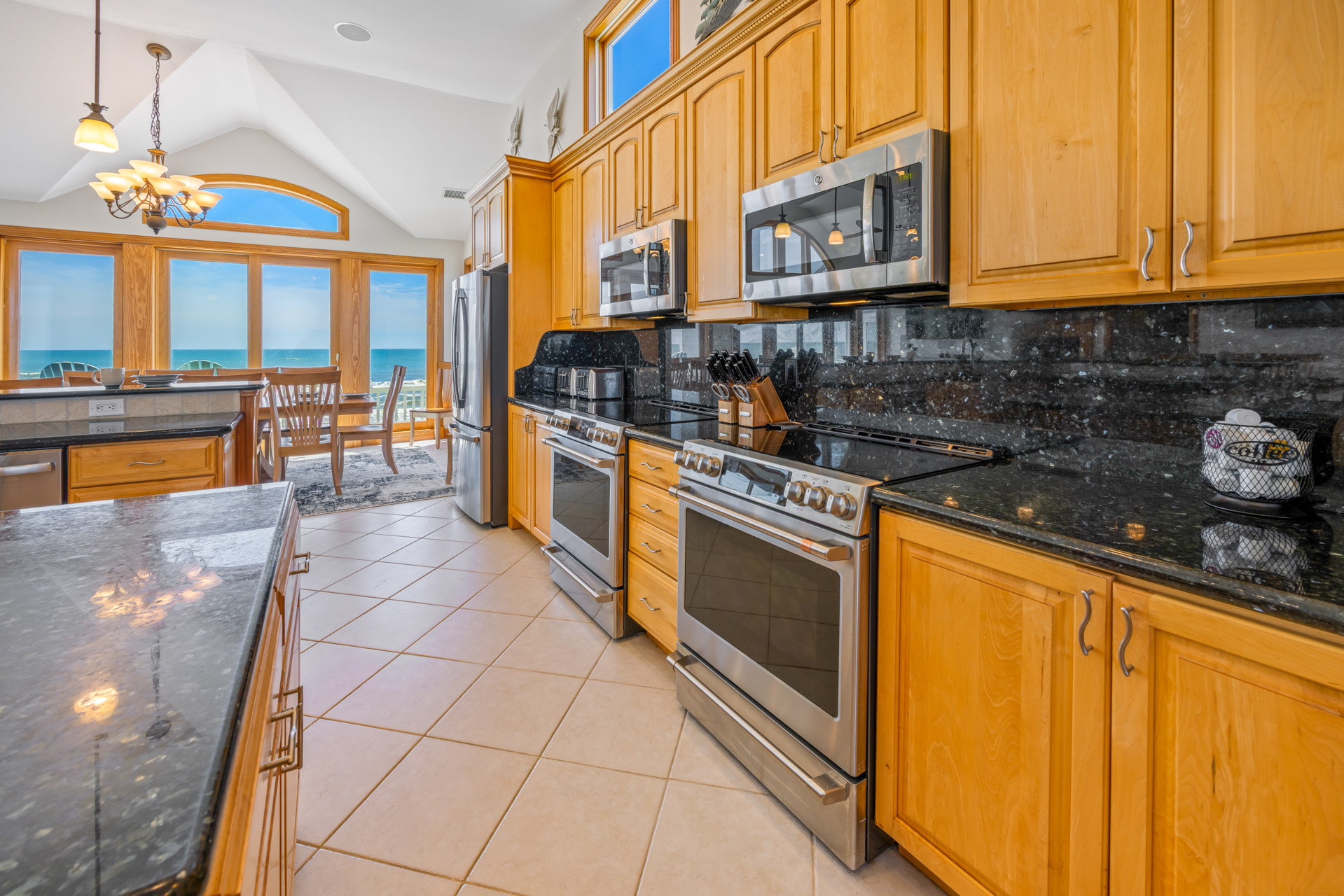 Surf Or Sound Realty 782 Forever Moore Kitchen 6