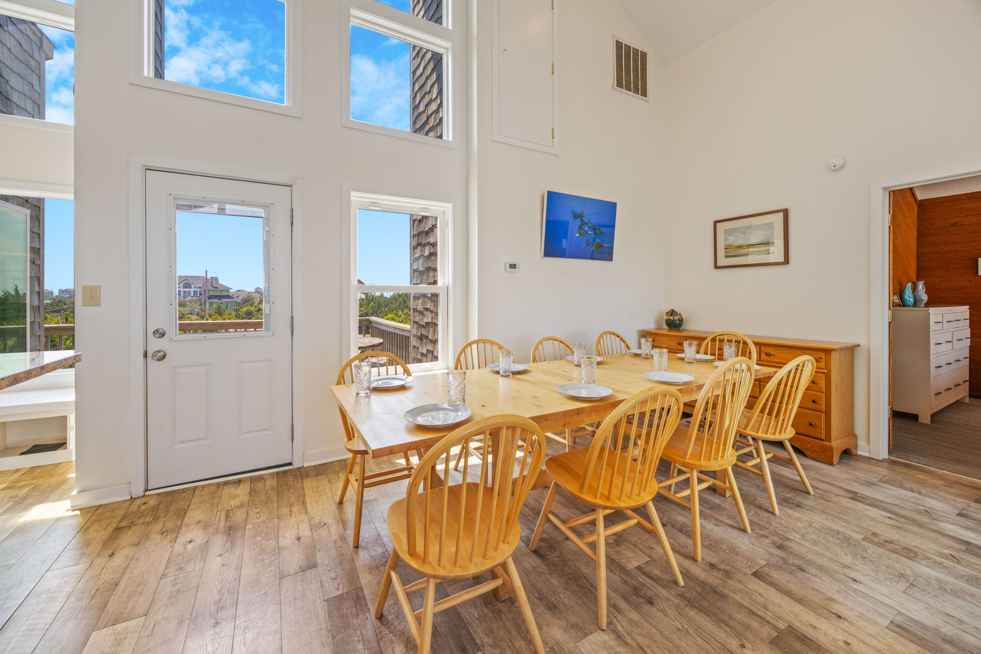 Surf Or Sound Realty 1022 Stella Maris Dining Area 3