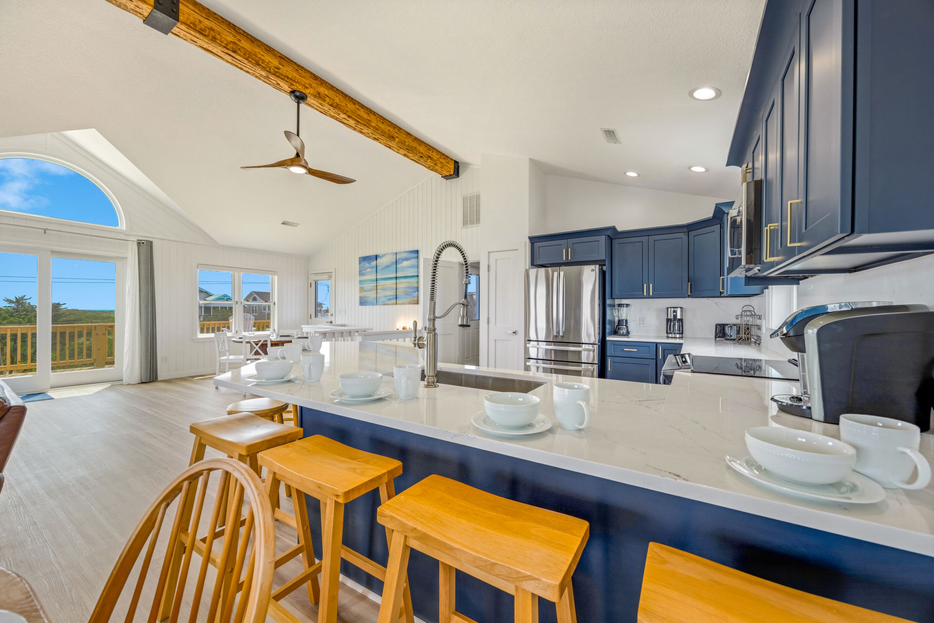 Surf Or Sound Realty 1245 Blue Wahoo Kitchen 1