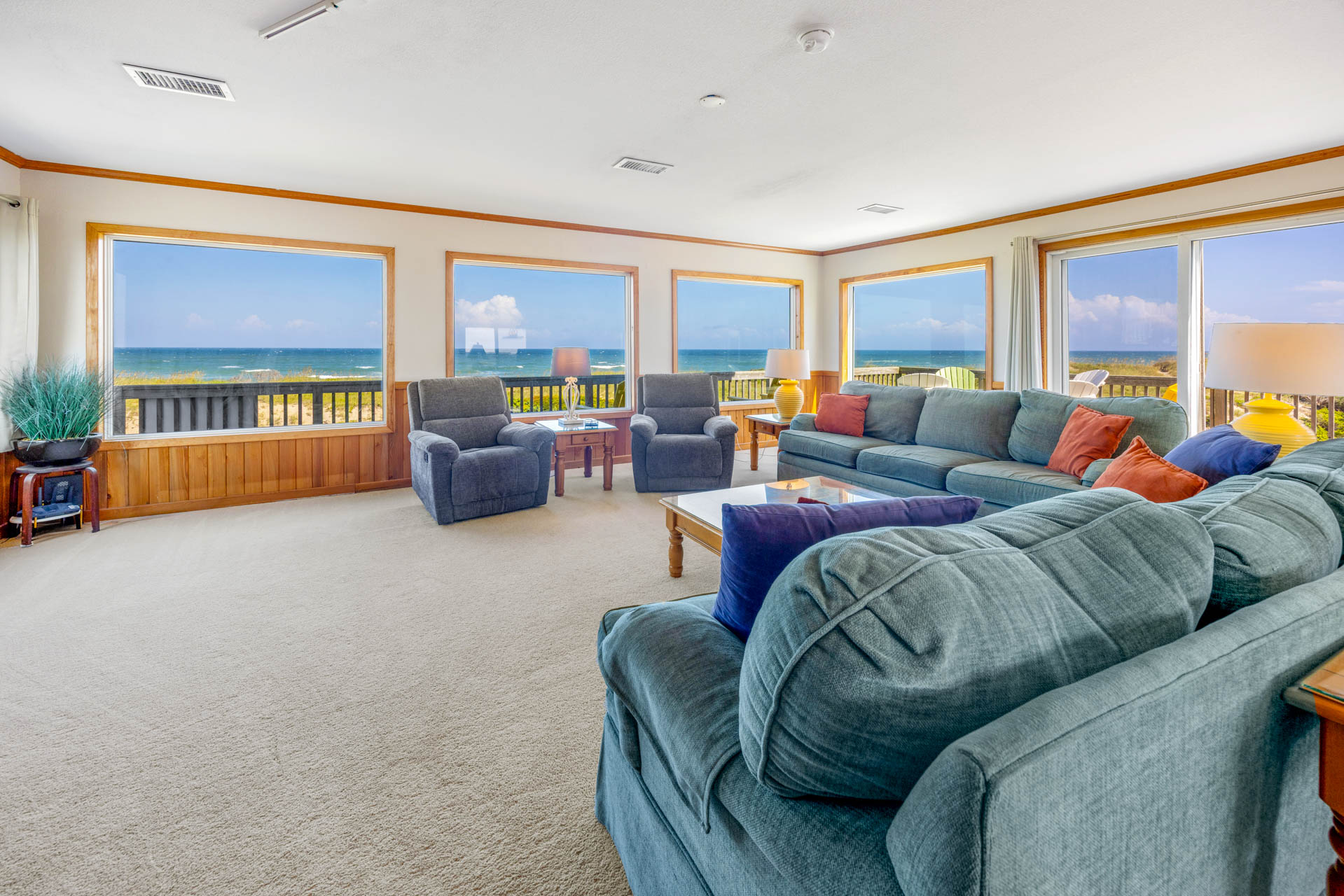 Surf Or Sound Realty 9 Reflections Great Room 1