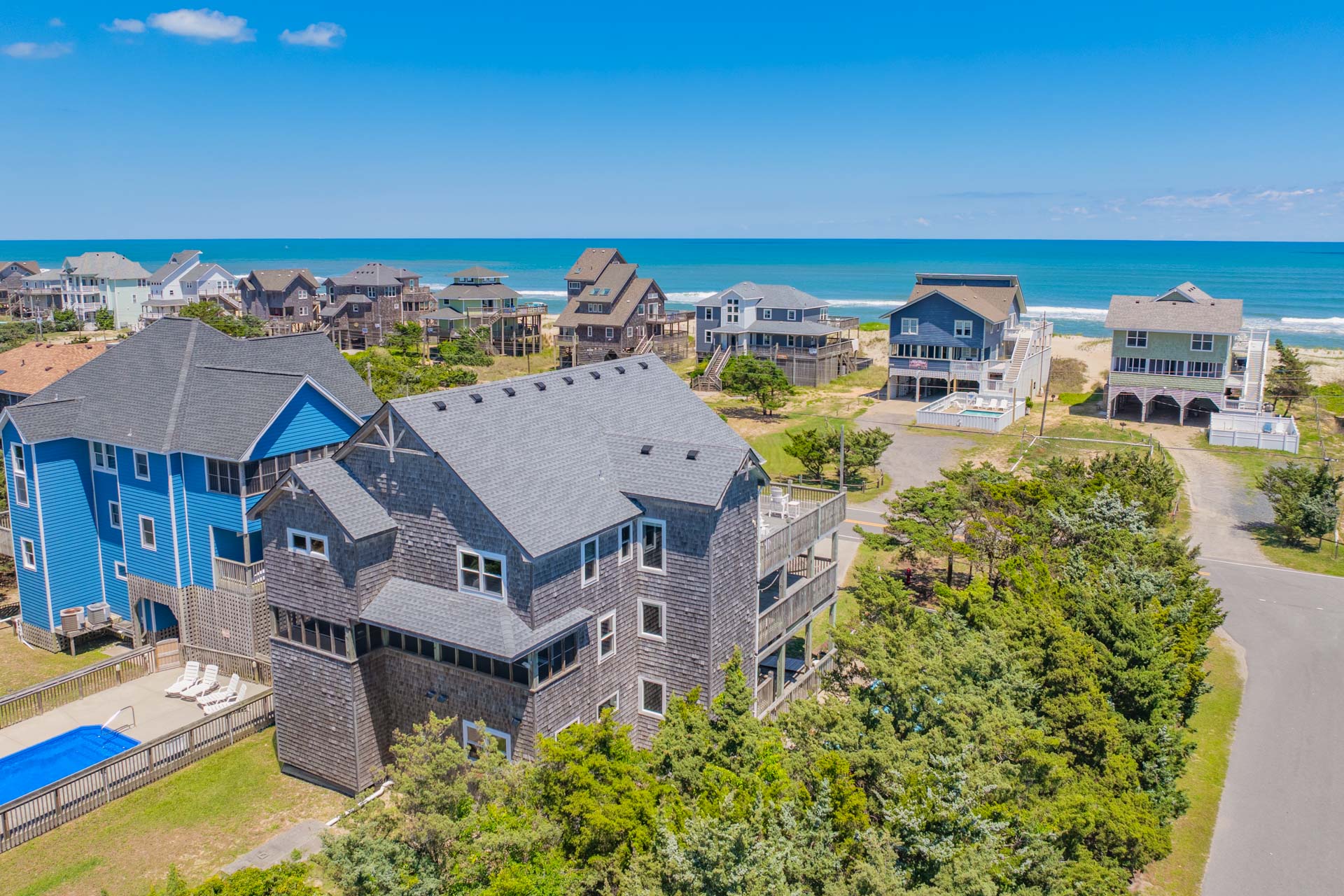 Surf Or Sound Realty 1144 The Sandy House Exterior 3
