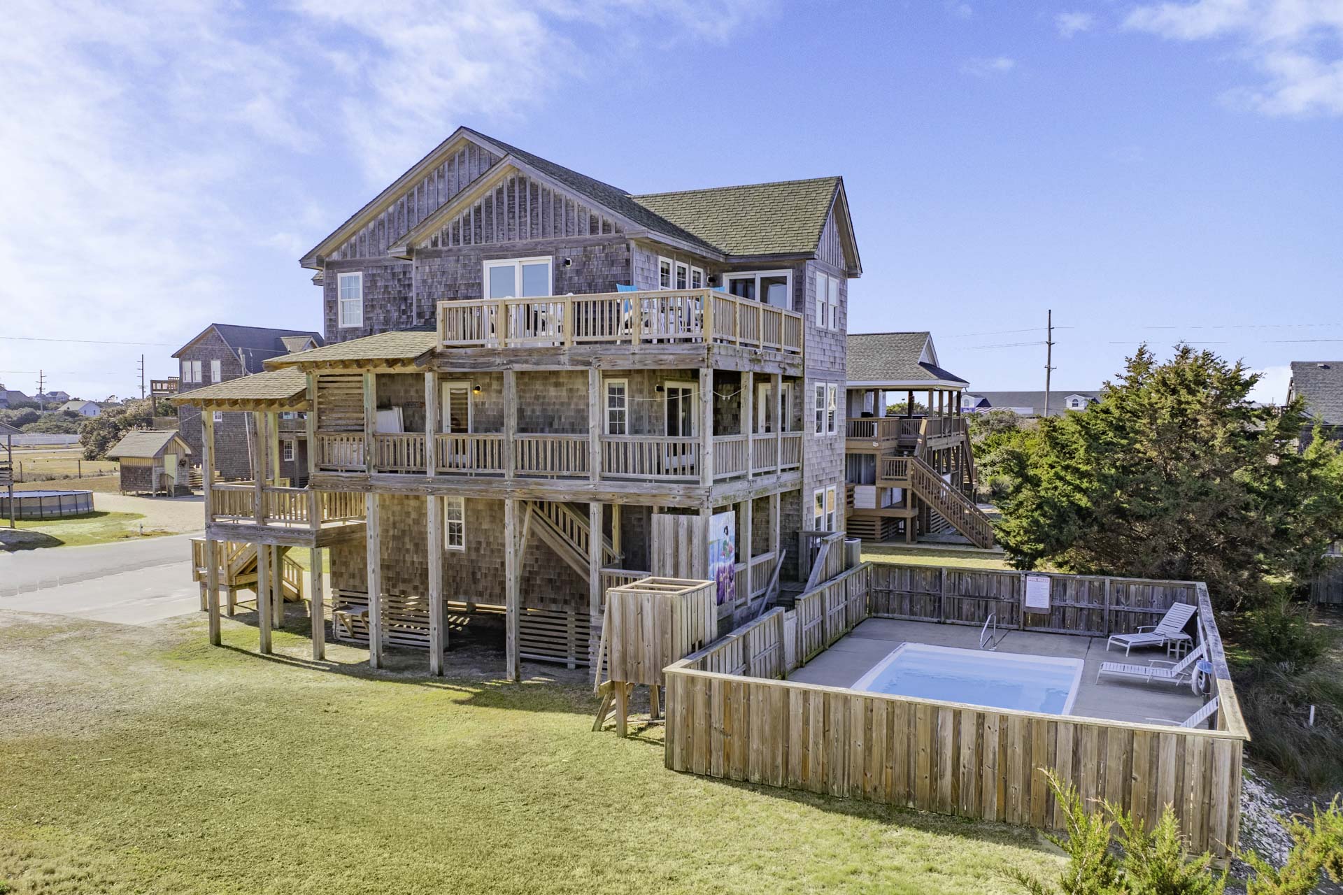 Surf Or Sound Realty 902 Triple Fins Exterior 6