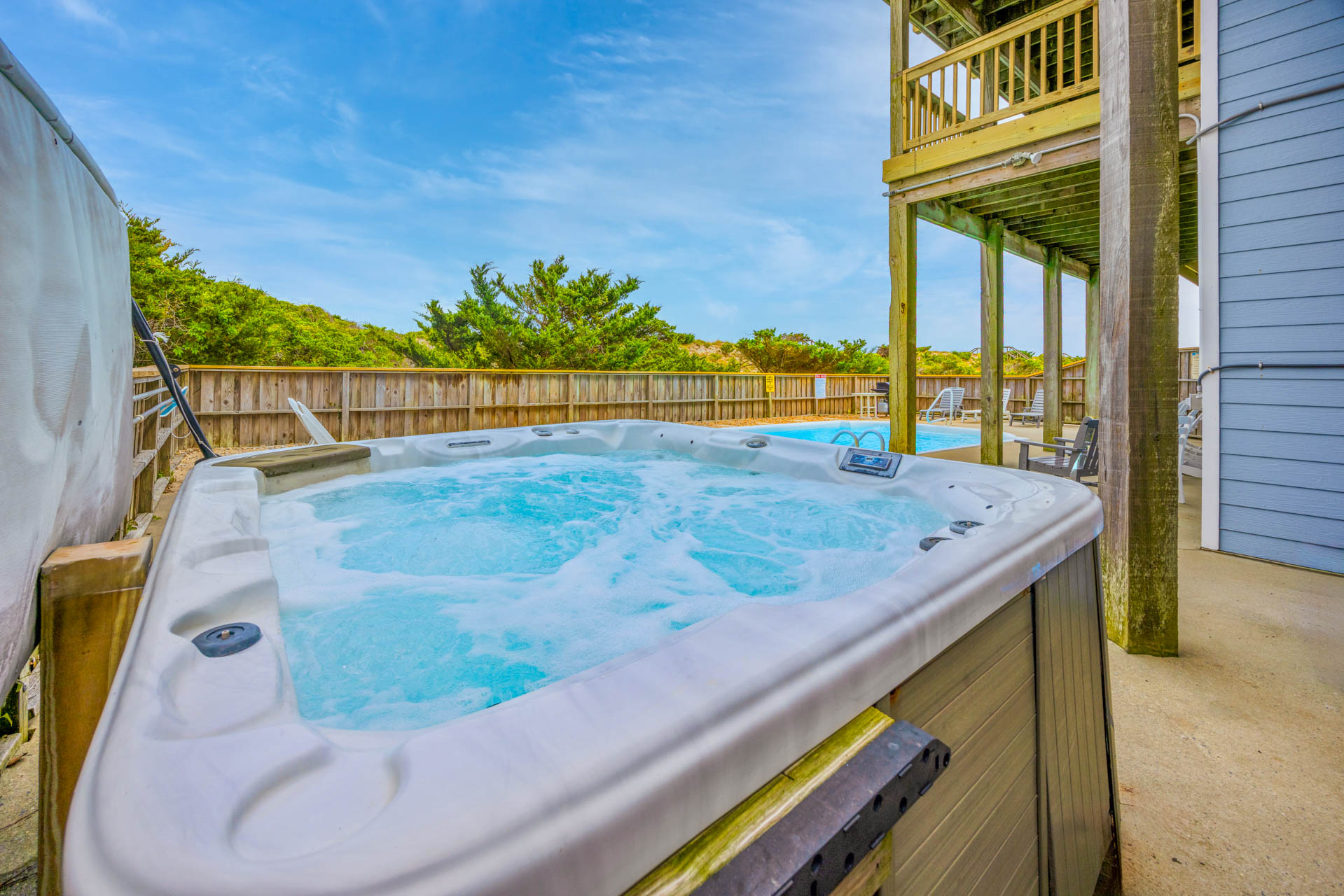 Surf Or Sound Realty 1028 Southern Exposure Hot Tub 2