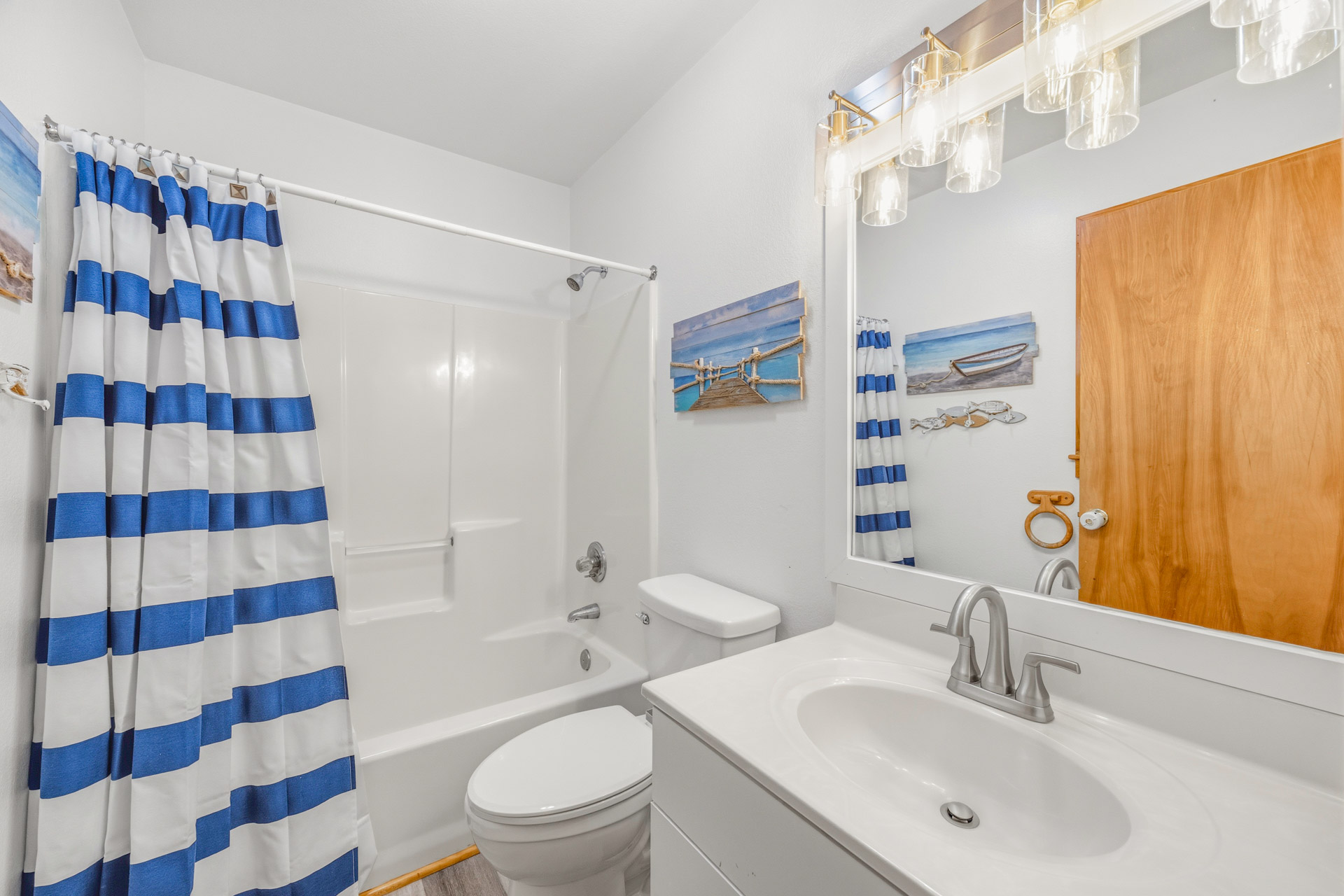 Surf Or Sound Realty 947 Creative Image Bedroom 2 3