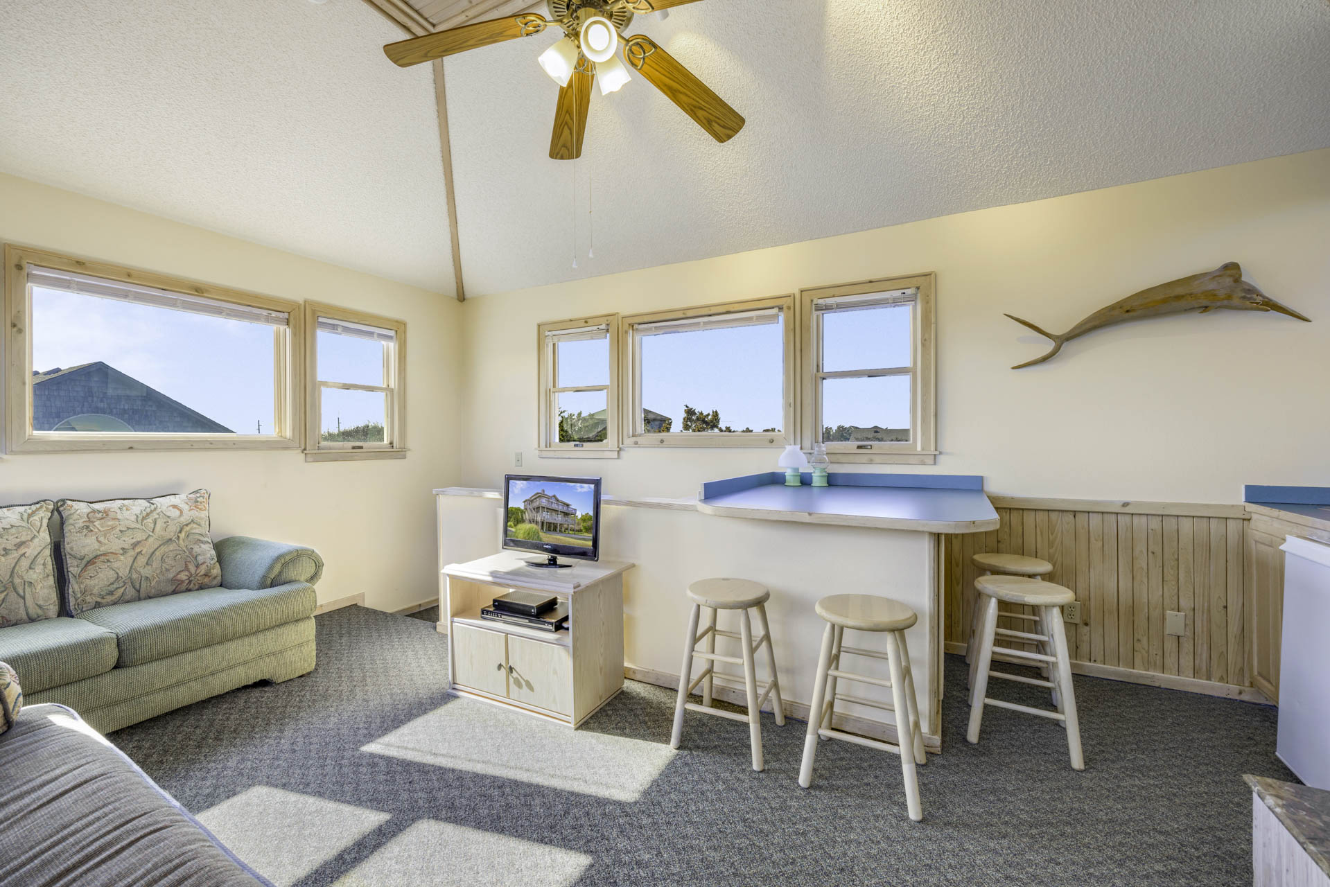 Surf Or Sound Realty 113 Sea Biscuit Loft 2