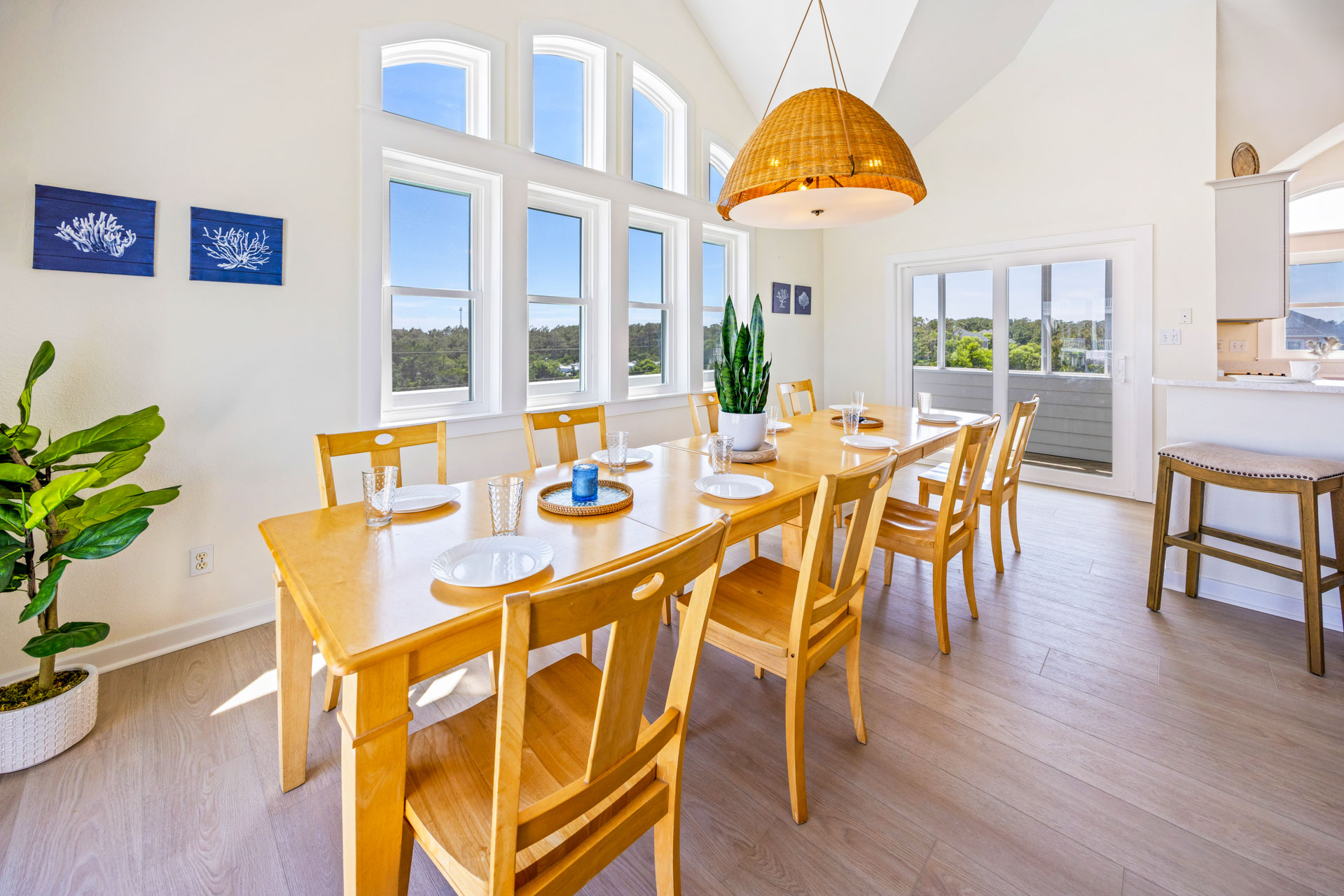 Surf Or Sound Realty 330 Legasea Dining Area 1