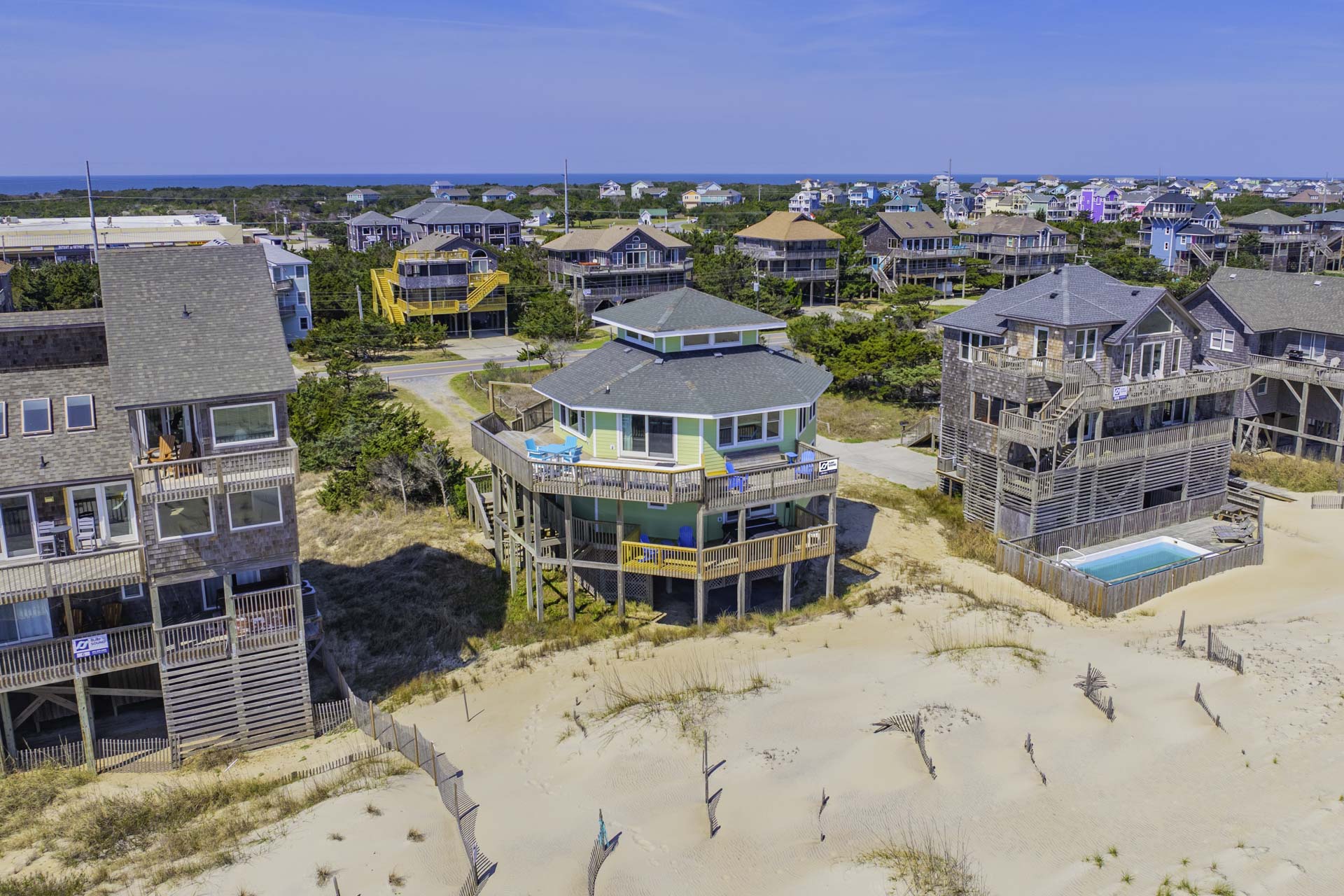 Surf Or Sound Realty 1222 Beachfront Bliss Exterior 7 (1)