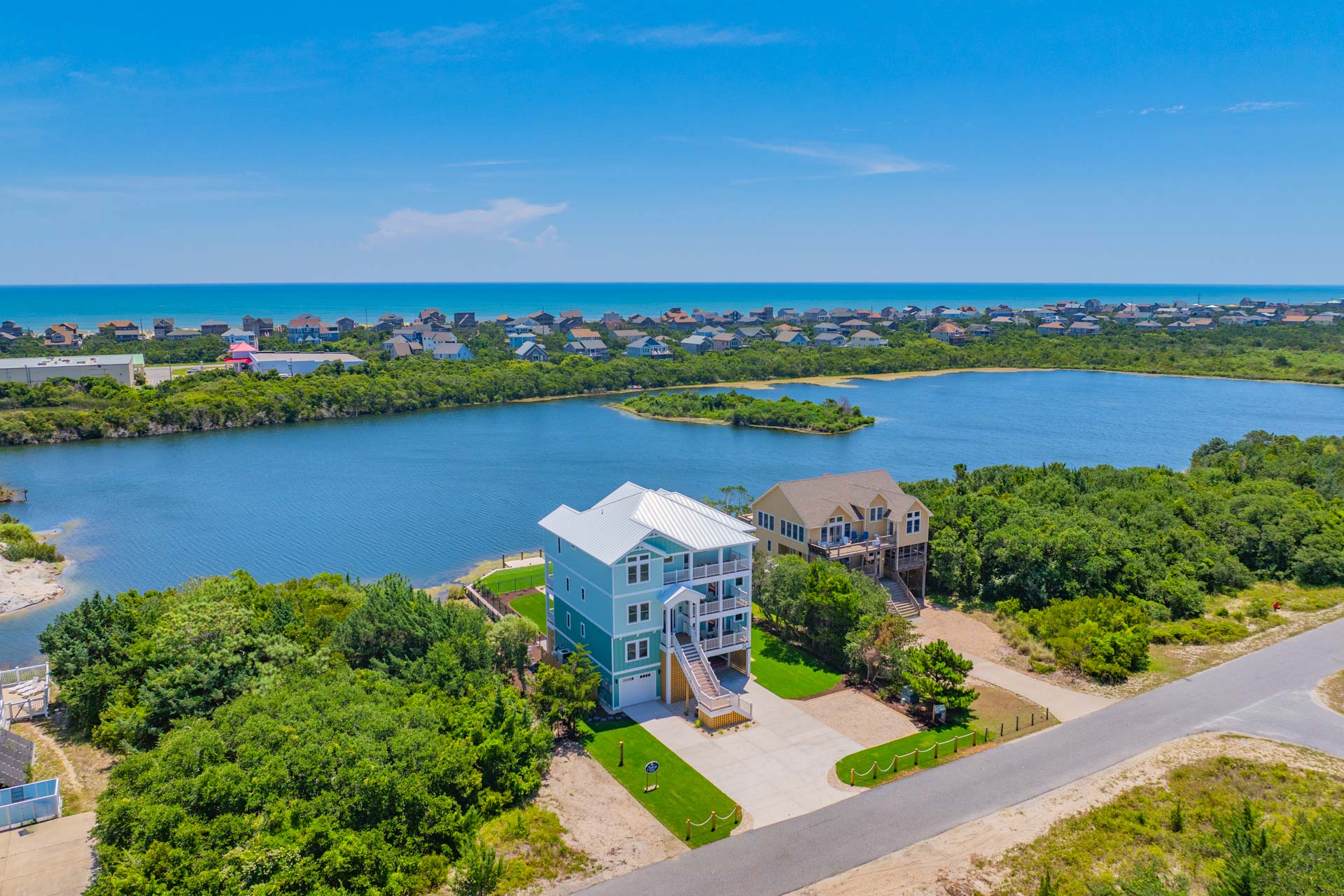 Surf Or Sound Realty 1225 Castaway Cove Exterior 9
