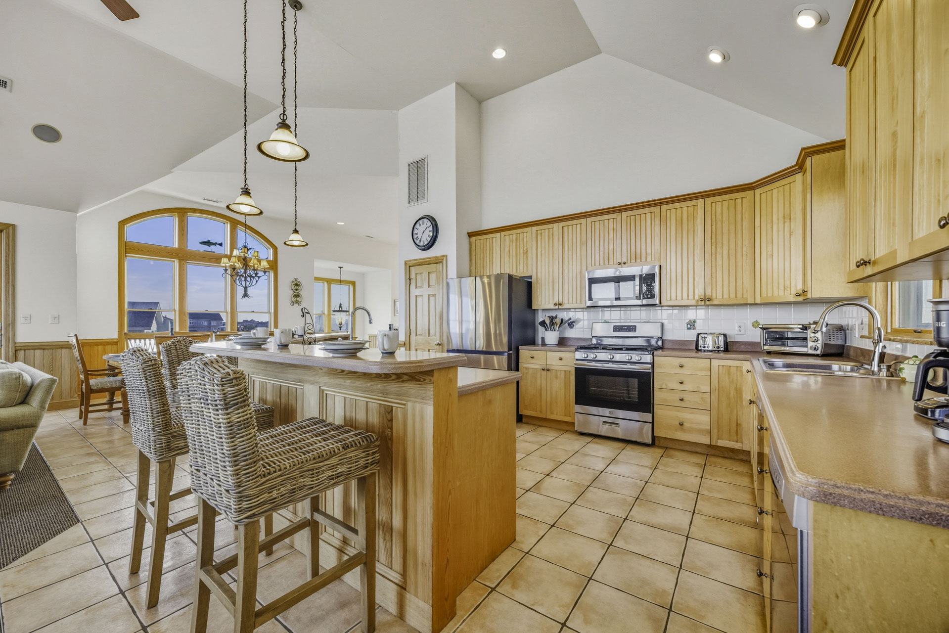 Surf Or Sound Realty 270 Seagate Station Kitchen 1