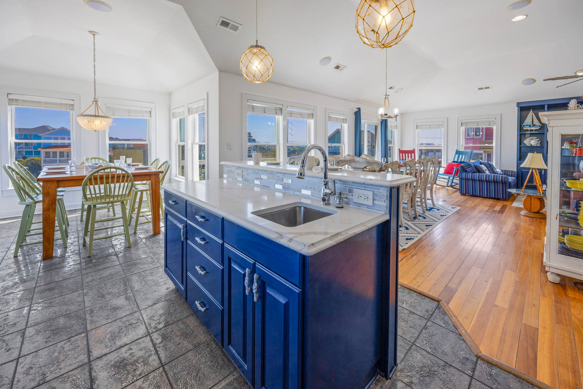 Surf Or Sound Realty 504 Sunny Shores Kitchen 4
