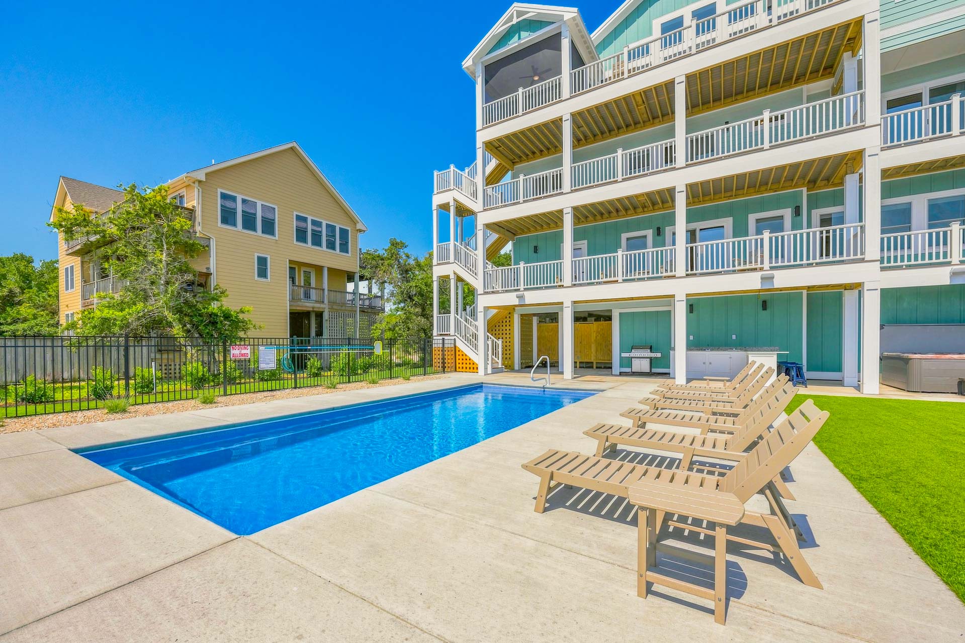 Surf Or Sound Realty 1225 Castaway Cove Pool Area 3