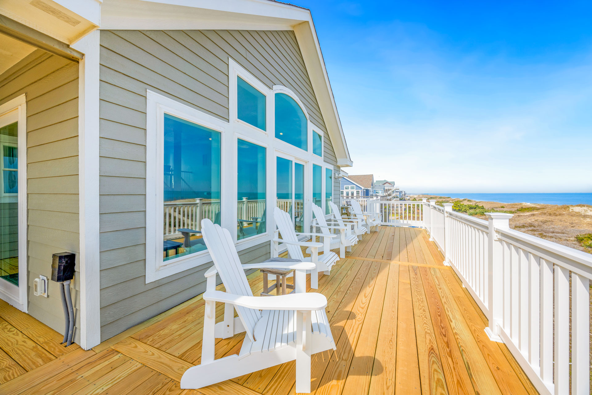 Surf Or Sound Realty 31 1St Wave Deck 2
