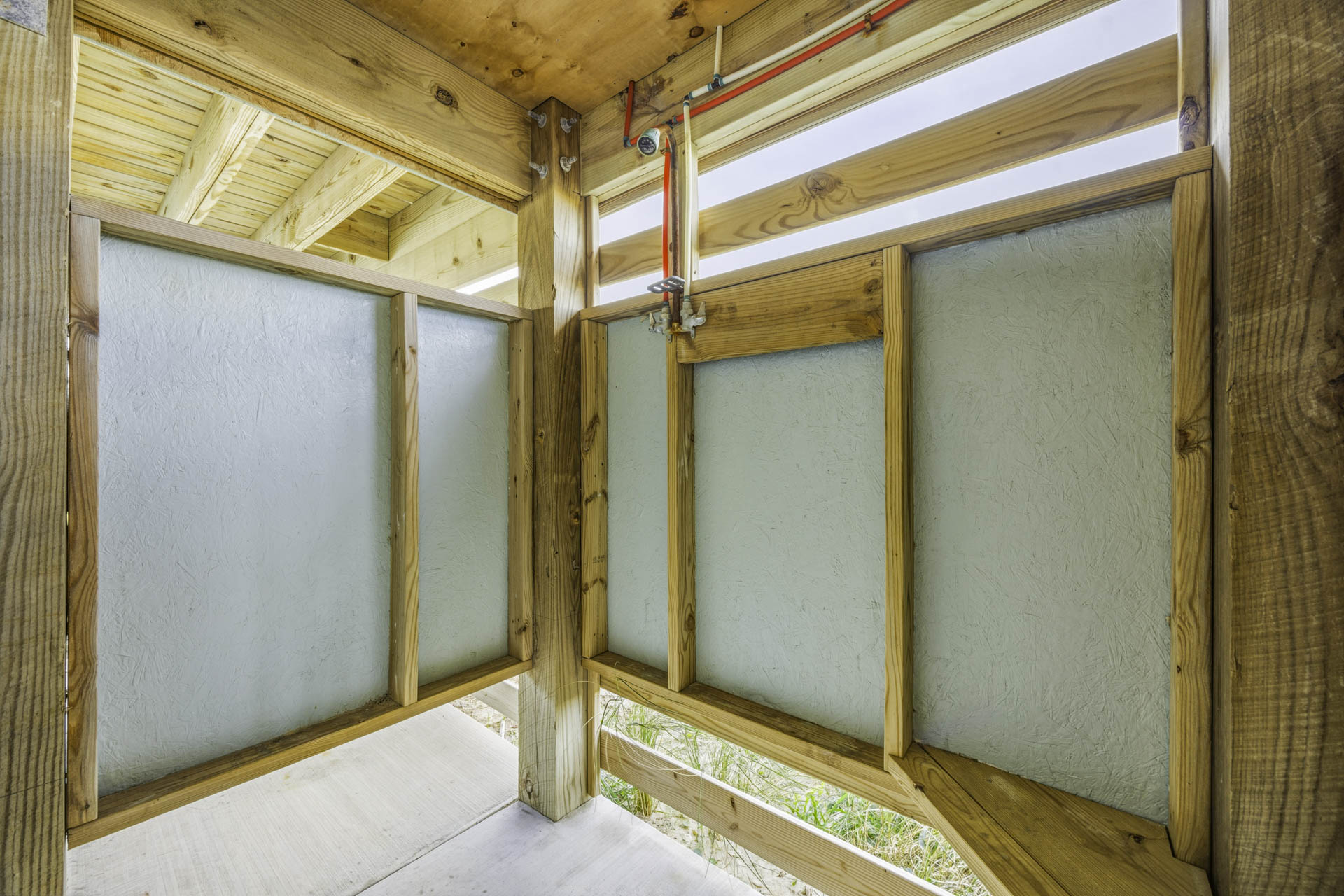 Surf Or Sound Realty 1000 Bellavues Outdoor Shower