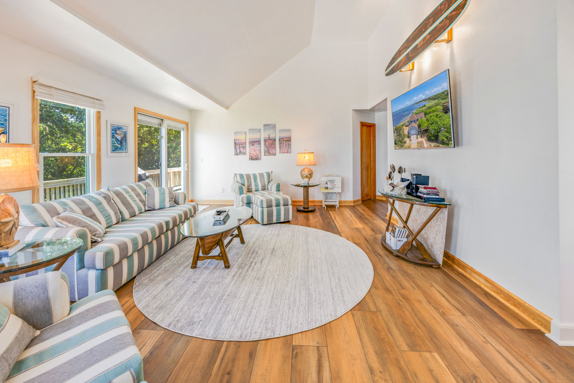 Surf Or Sound Realty 905 Paradise Point Great Room 3