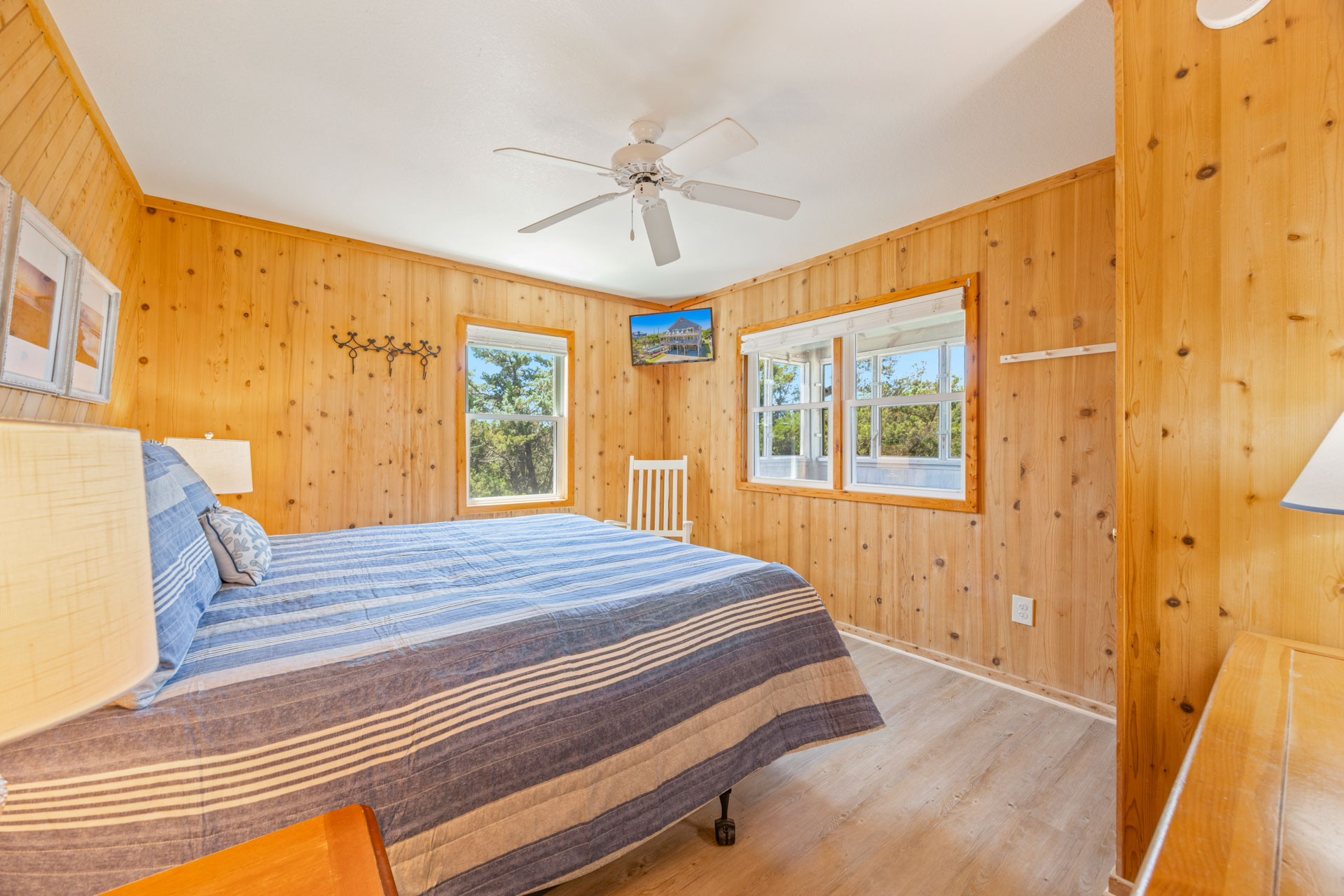Surf Or Sound Realty 1144 The Sandy House Bedroom 4 1