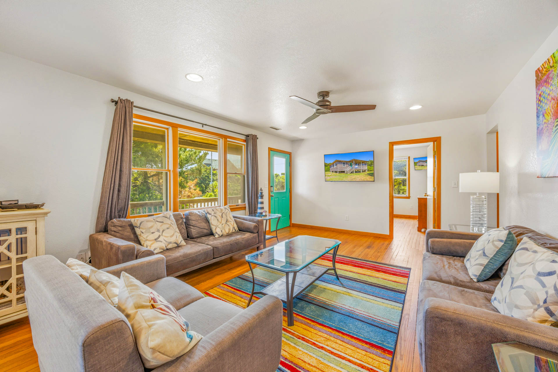 Surf Or Sound Realty 171 Boreas Great Room 3
