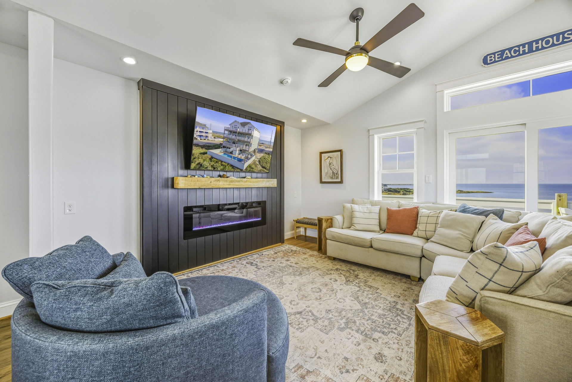 Surf Or Sound Realty 1000 Bellavues Great Room 2