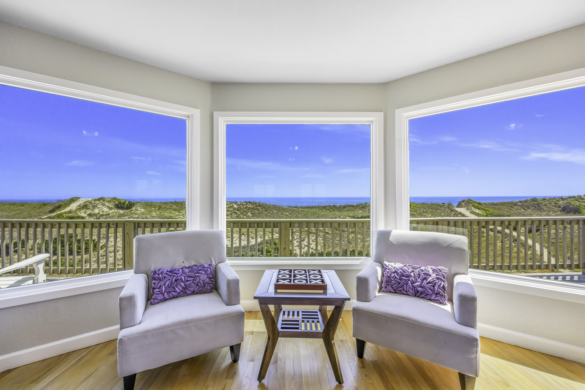 Surf Or Sound Realty 743 Champagne Views Great Room 6