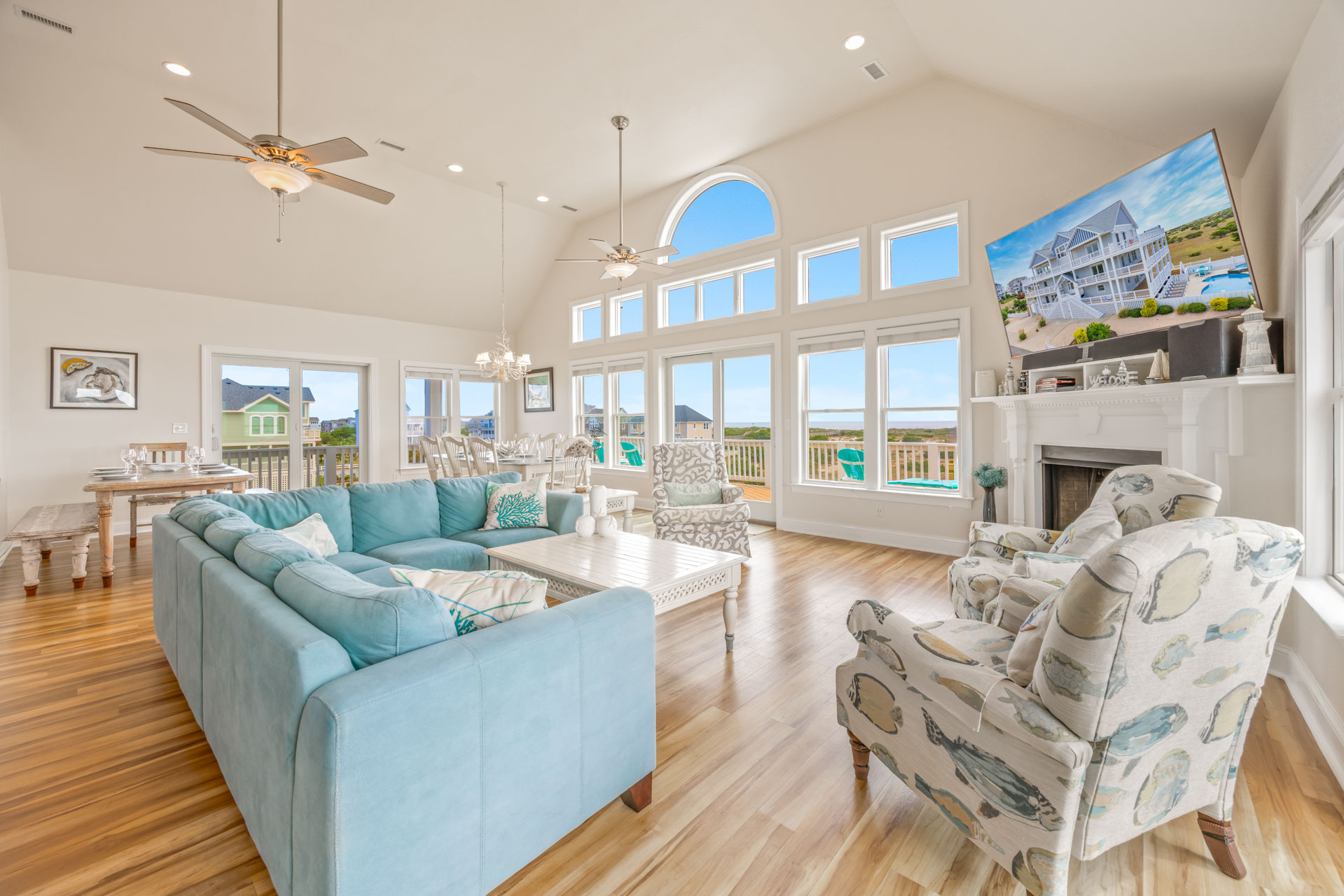 Surf Or Sound Realty 840 Lucky Oyster Great Room 5