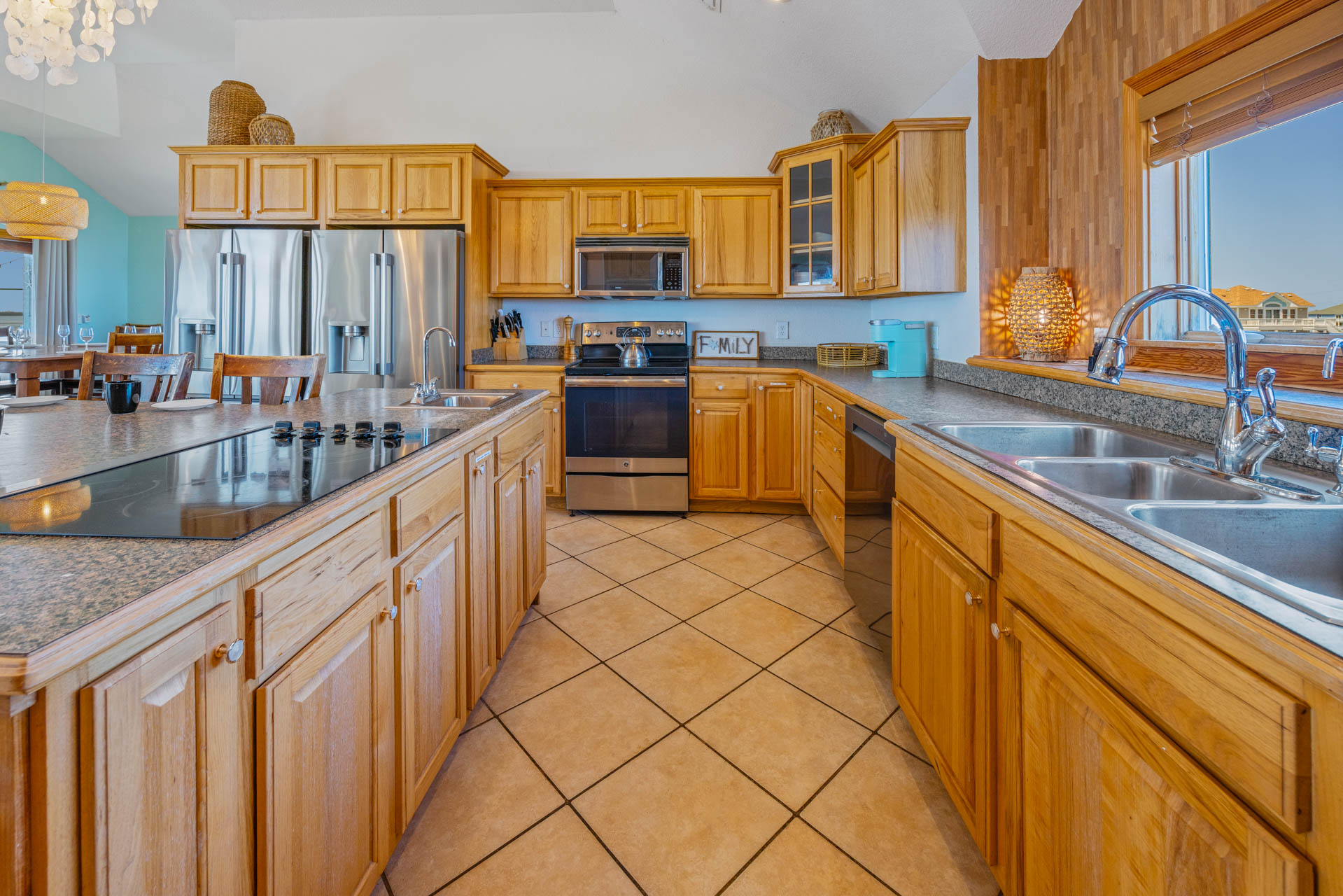 Surf Or Sound Realty 566 La Familia Kitchen 3