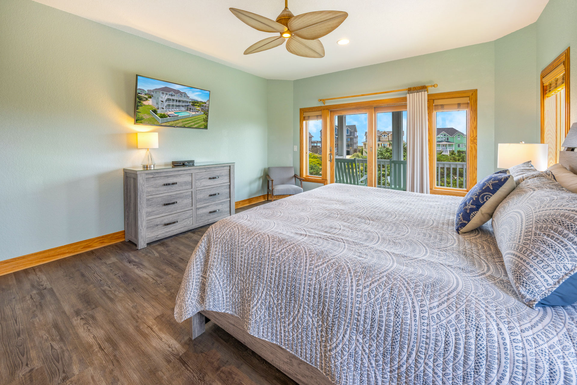 Surf Or Sound Realty 1067 Carolina Bliss Bedroom 3 2