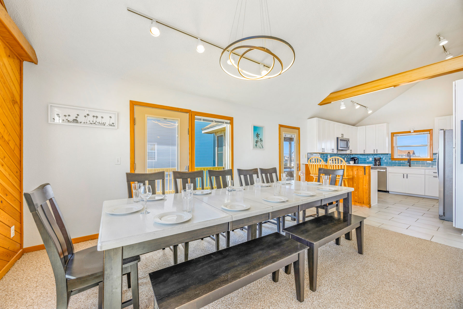 Surf Or Sound Realty 1041 Big Wednesday Dining Area 1