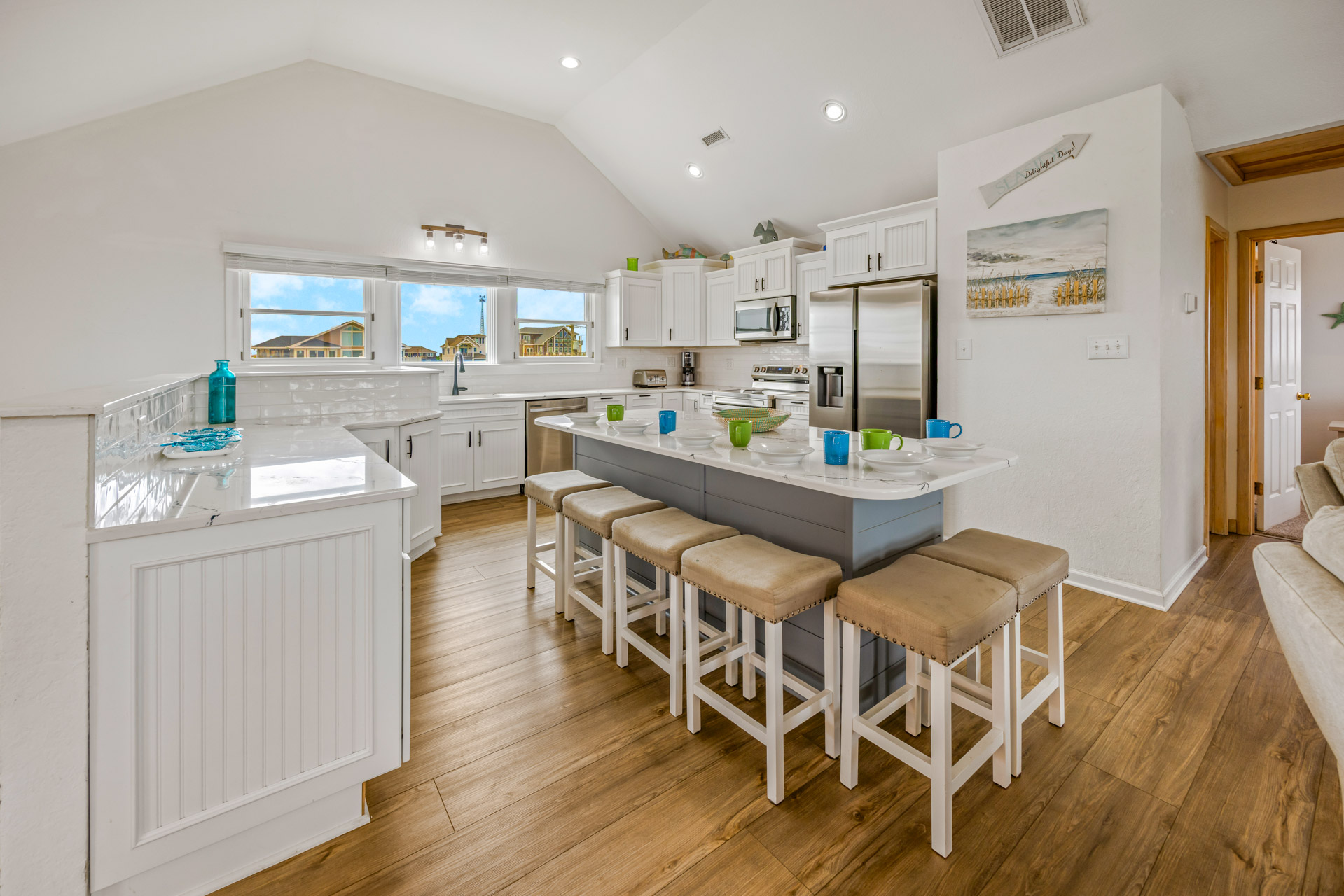 Surf Or Sound Realty 952 Hatteras Jack Kitchen 1