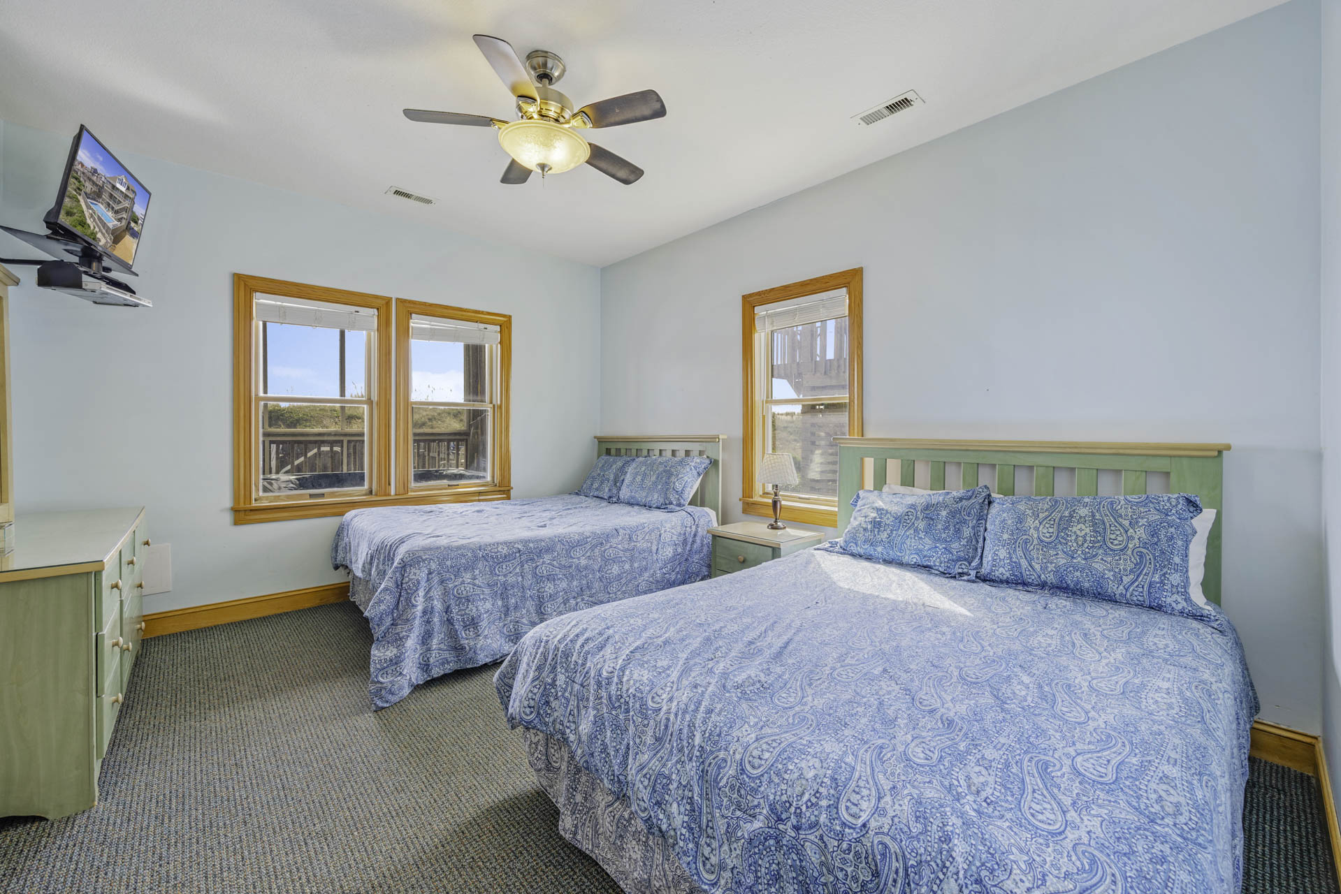 Surf Or Sound Realty 368 Sea Whisper Bedroom 8 1